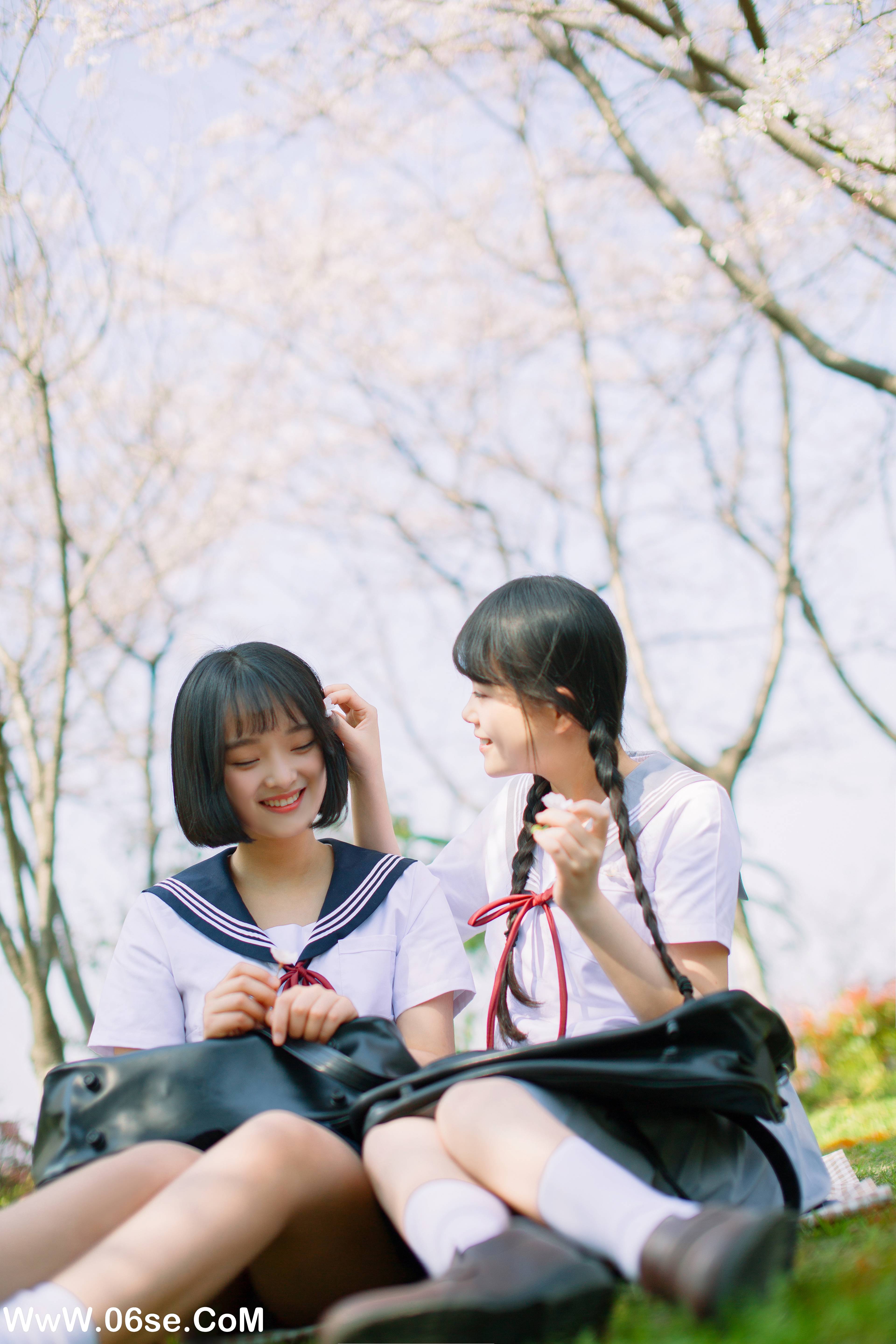 图片[25]-[YITUYU艺图语]2022.10.24 樱花少女 caoie-&聪儿ii[31+1P／353MB]-六色网