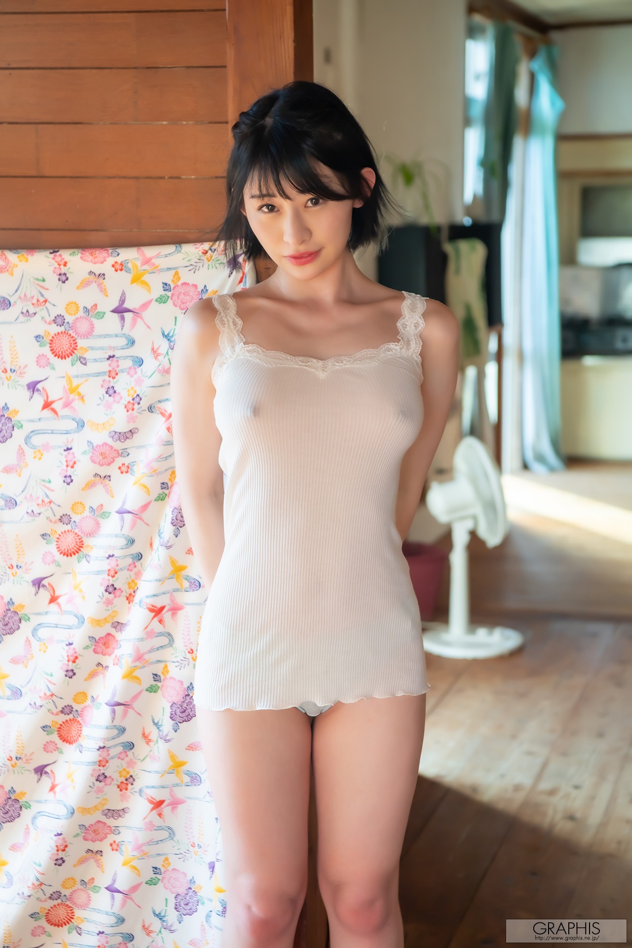 [Graphis] Gals - Mei Miyajima 宮島めい blooming  141P 50