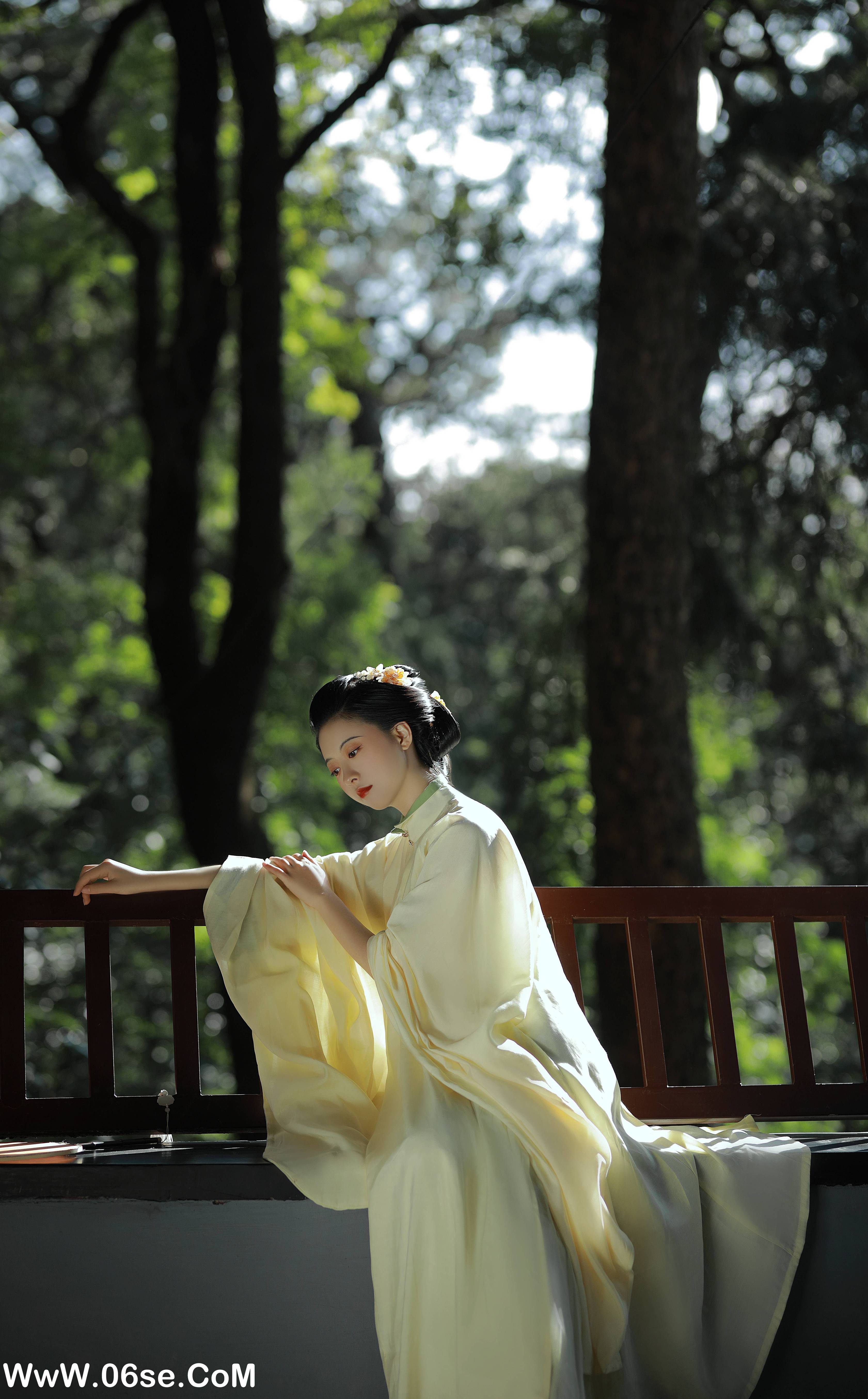 图片[10]-[YITUYU艺图语]2022.11.30 淡淡春山 YunFleur[39+1P／747MB]-六色网