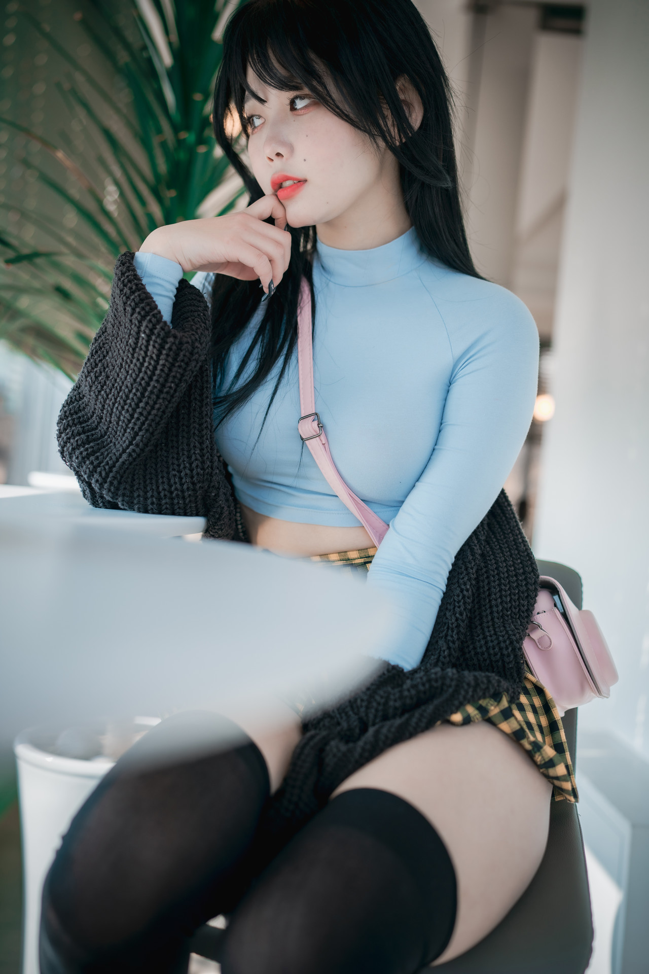 ZIA.Kwon 권지아, [DJAWA] Early Spring Walk in March Set.02 42