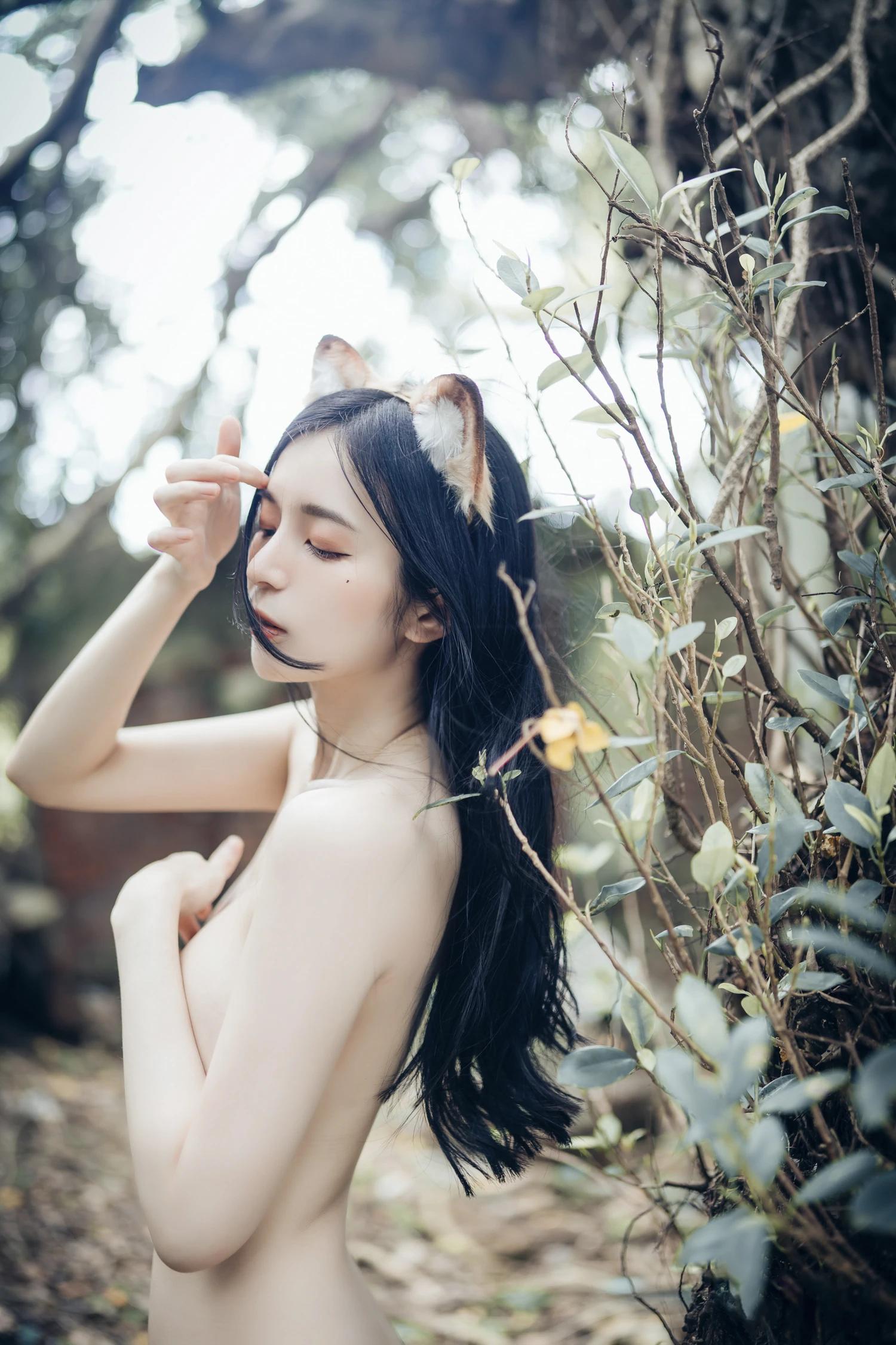 仙仙辰生日最大尺度呈現?實體寫真電子版限定尺度?內容超級豐富 用心 Vol.01 11