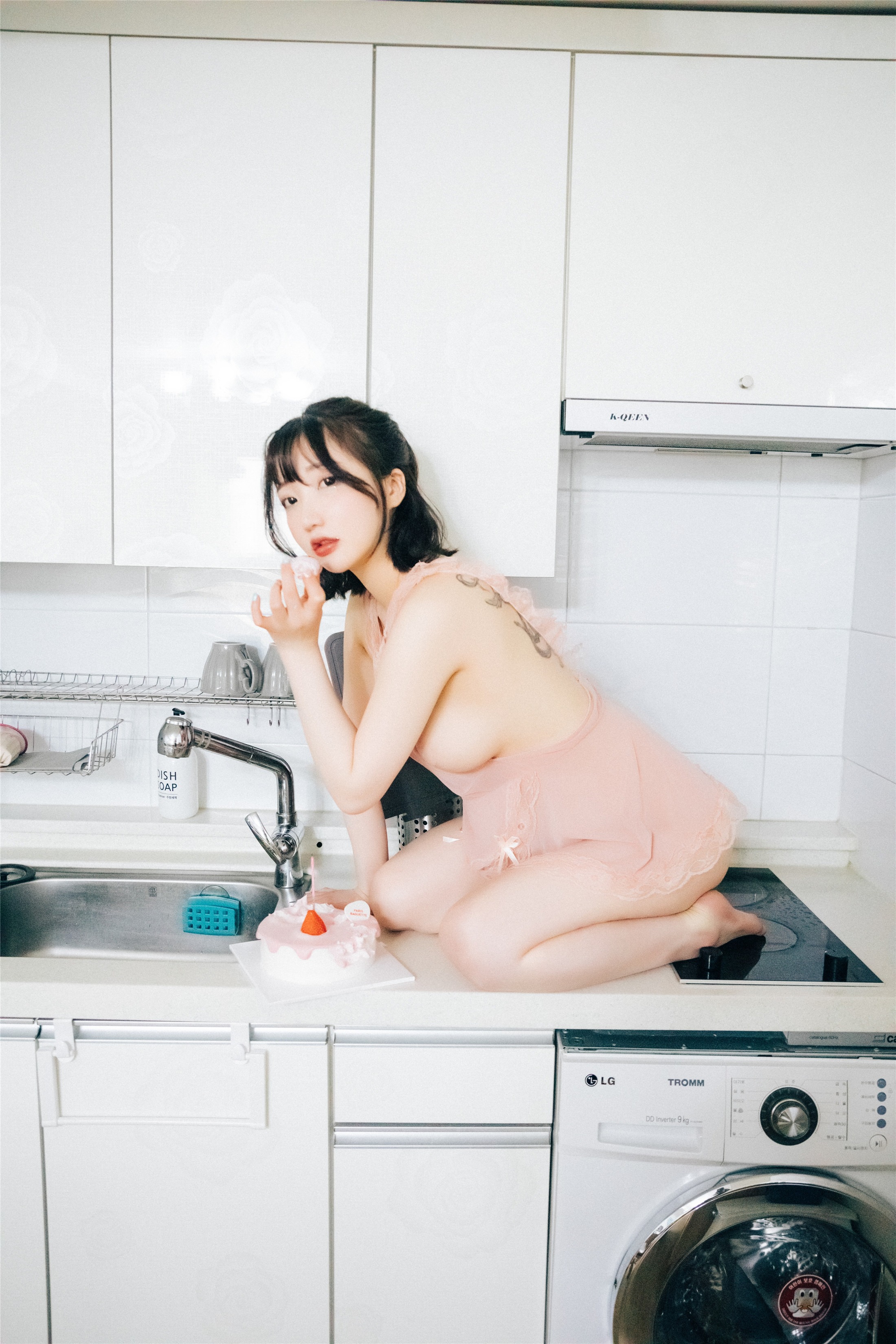 [Loozy] Son Ye-Eun (손예은) - Happy Birthday 132P 110