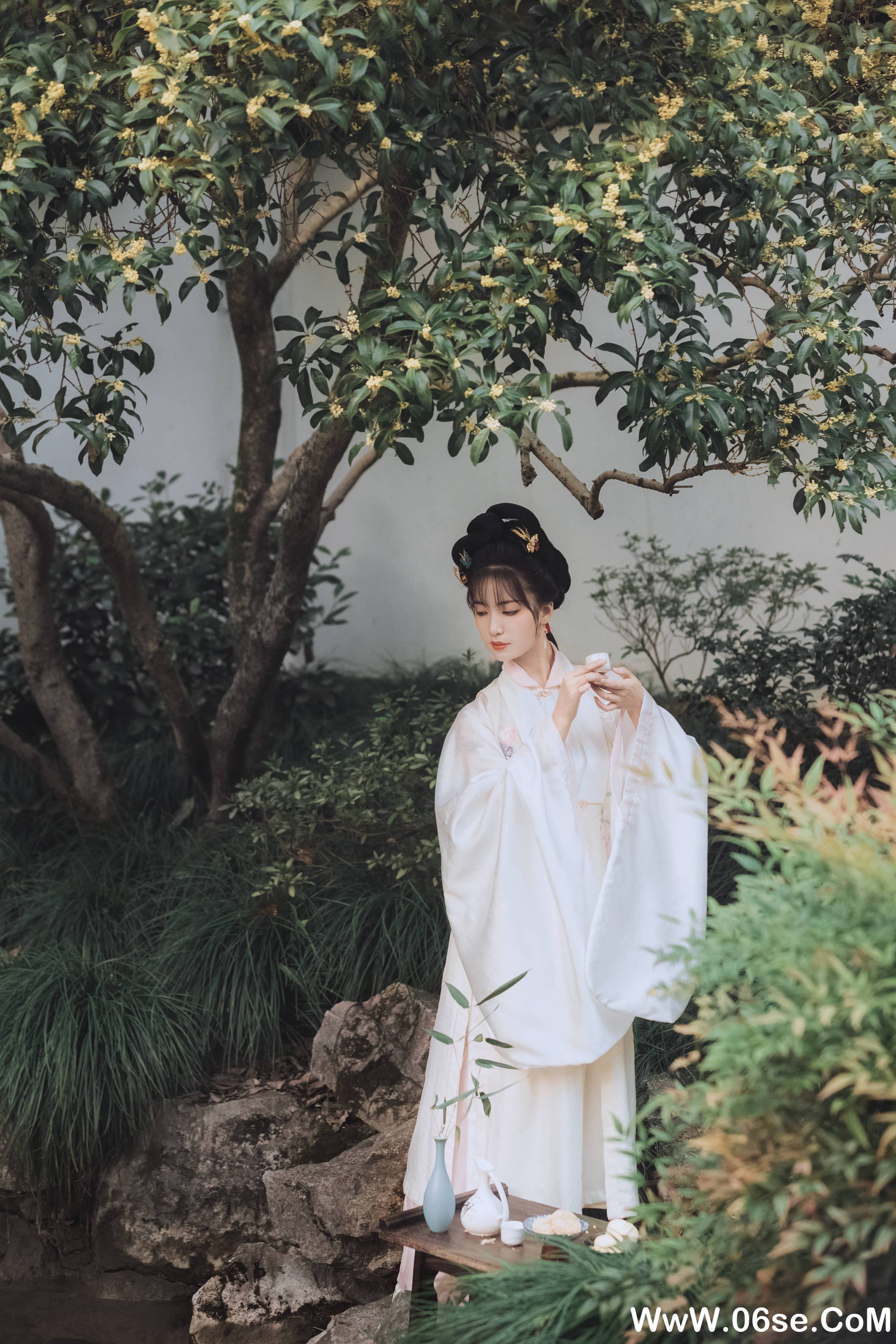 图片[22]-[YITUYU艺图语]2021.11.22 桂花酿 一只阿梦崽[35+1P／307MB]-六色网