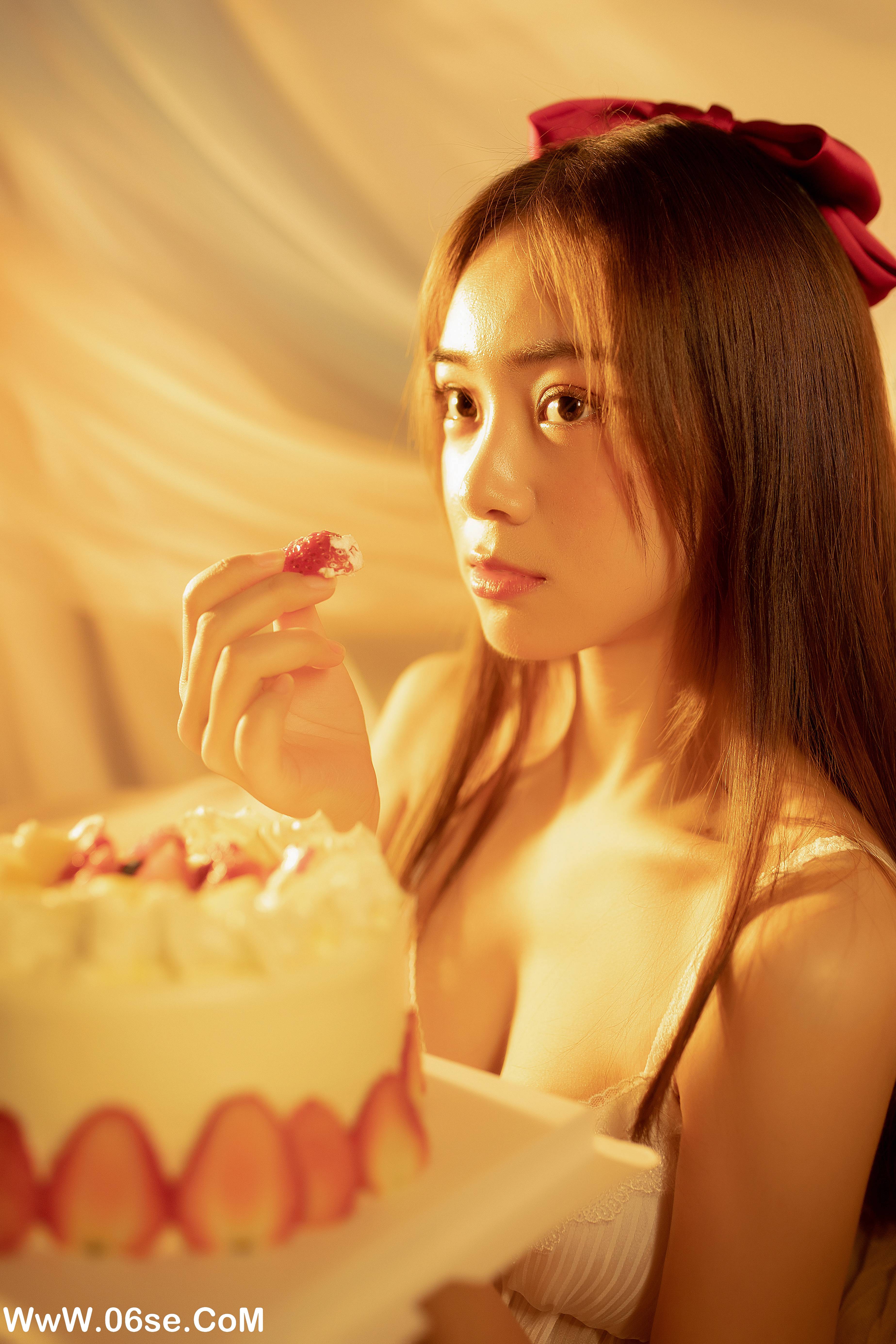 图片[18]-[YITUYU艺图语]2022.08.26 草莓味蛋糕 我不刷鸟[22+1P／303MB]-六色网