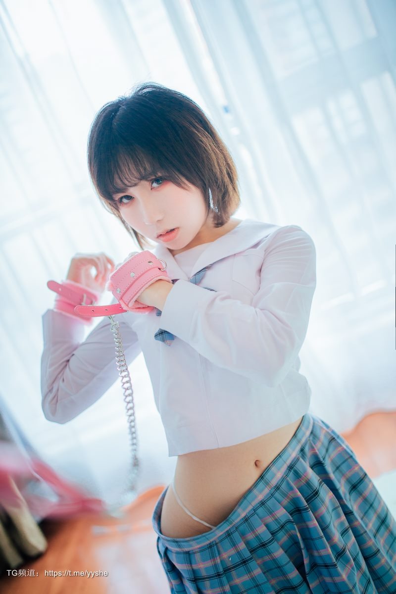 [Cos]从从从从鸾 - 囚笼少女[70P] 9