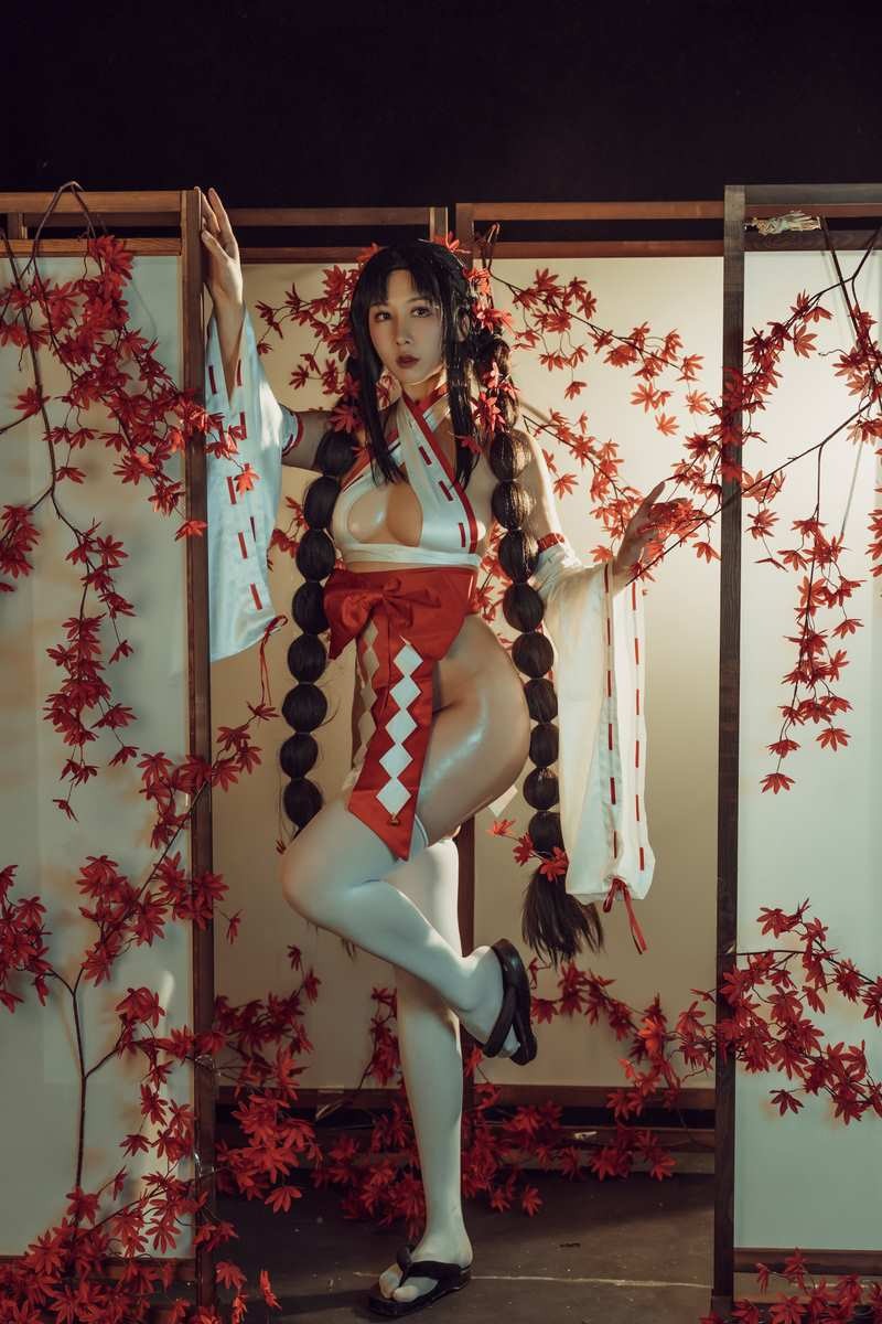 [Cos]云溪溪 - 奶桃巫女 [43P] 12