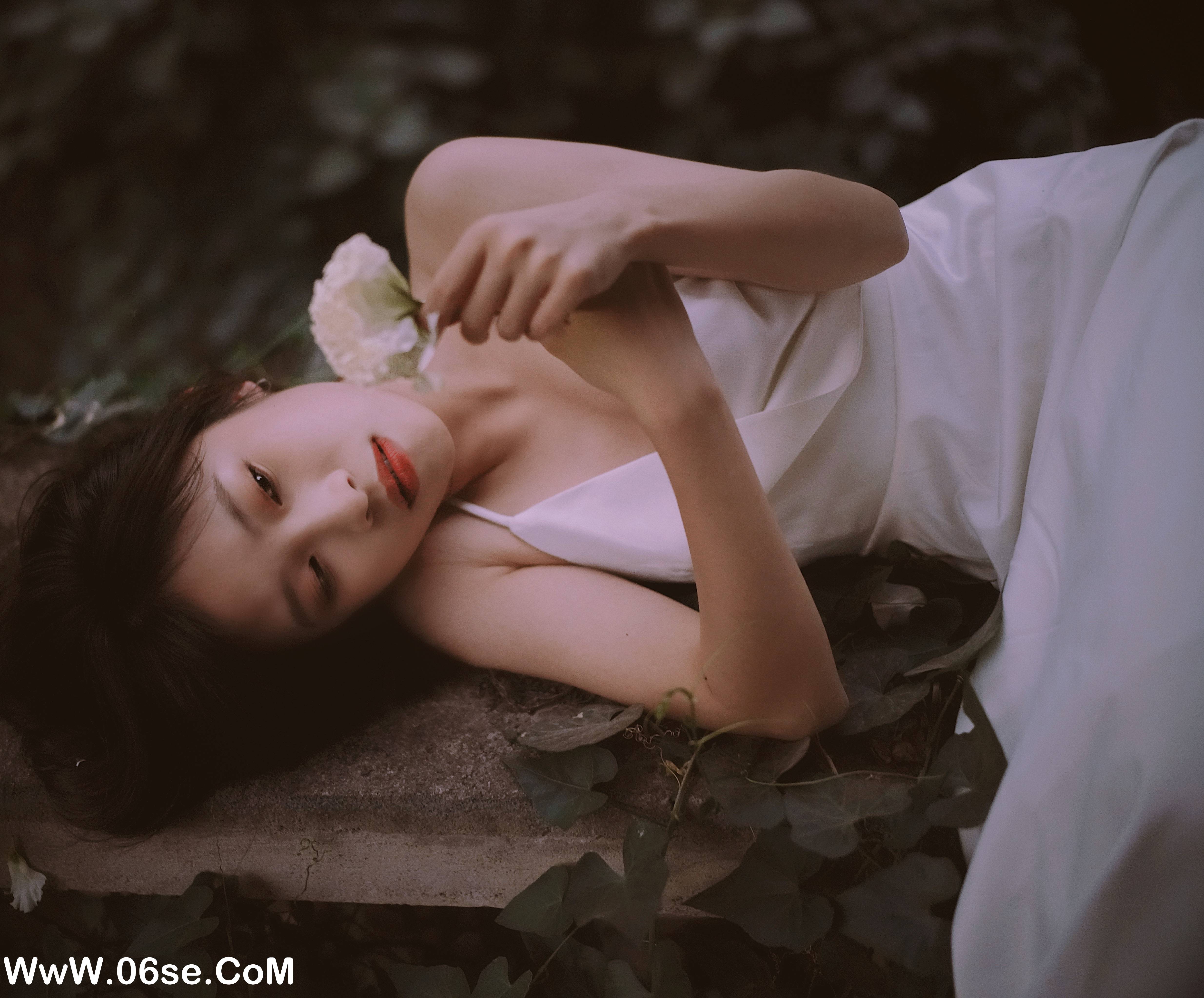 图片[12]-[YITUYU艺图语]2022.06.05 花寂 Hanna[21P-78.5MB]-六色网