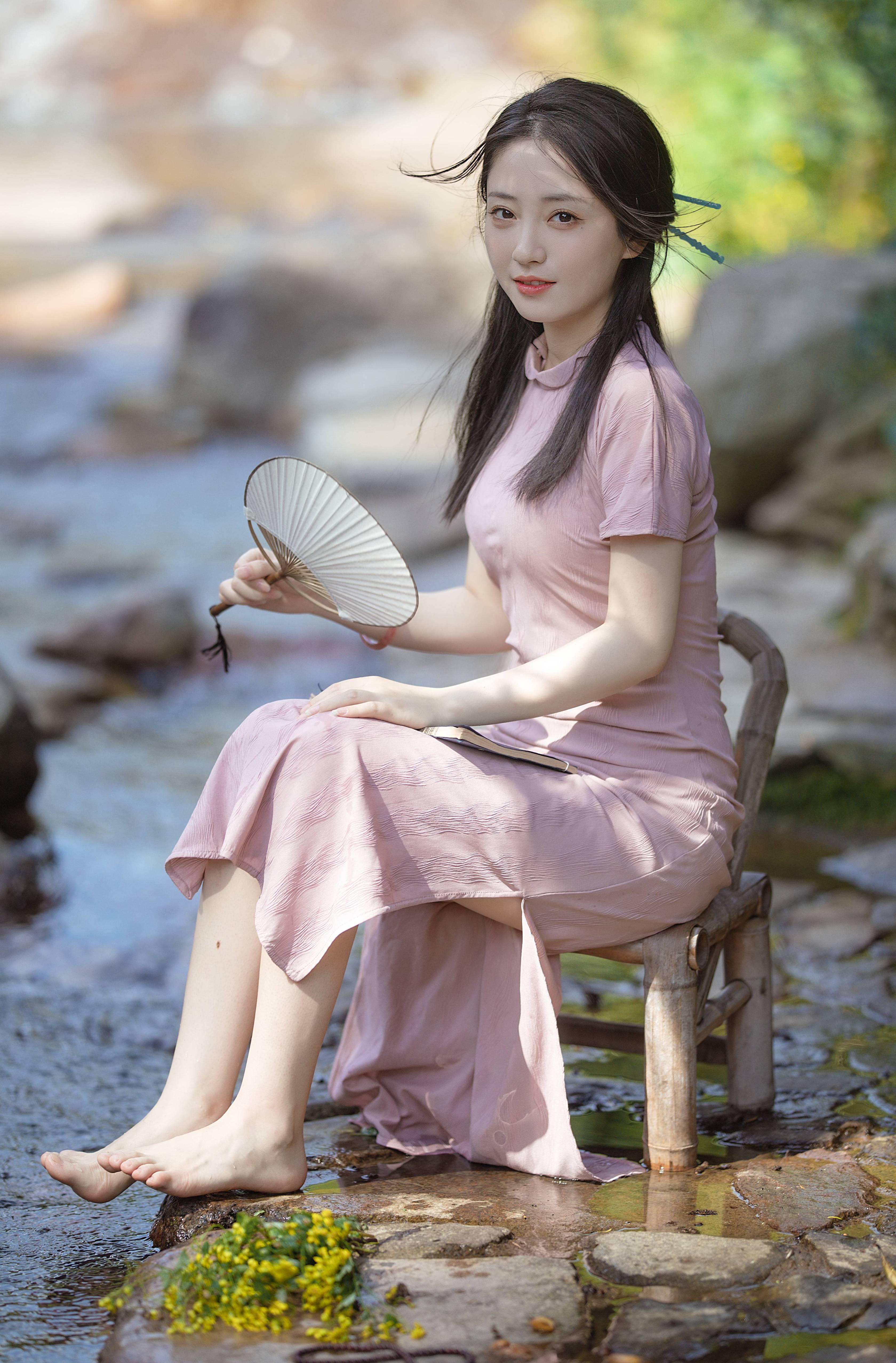 图片[18]-[YITUYU艺图语]2022.08.26 凉夏 小温暖想要个大太阳[19+1P／346MB]-六色网