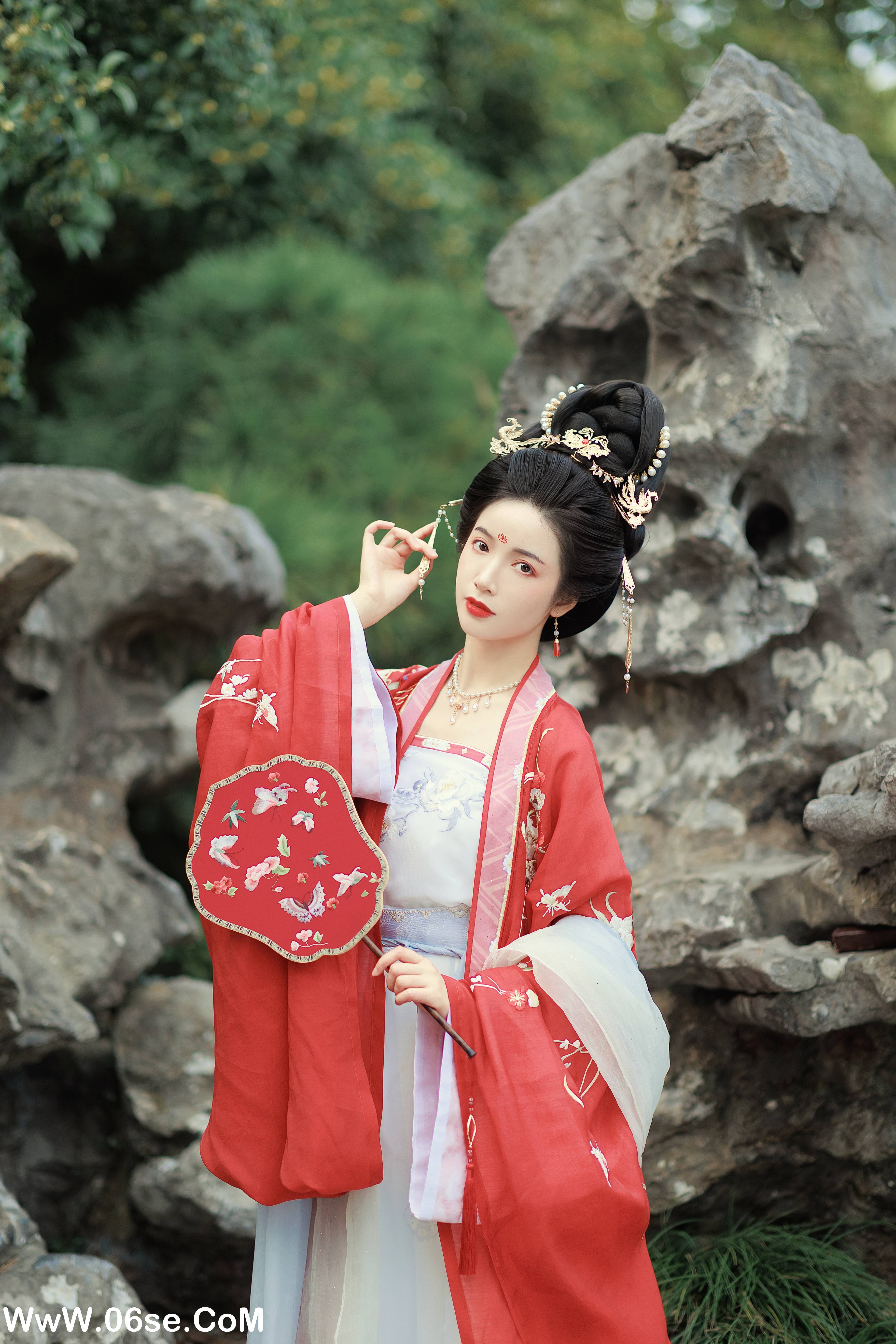 图片[14]-[YITUYU艺图语]2022.12.27 江南初秋 一只阿梦崽[38+1P／485MB]-六色网