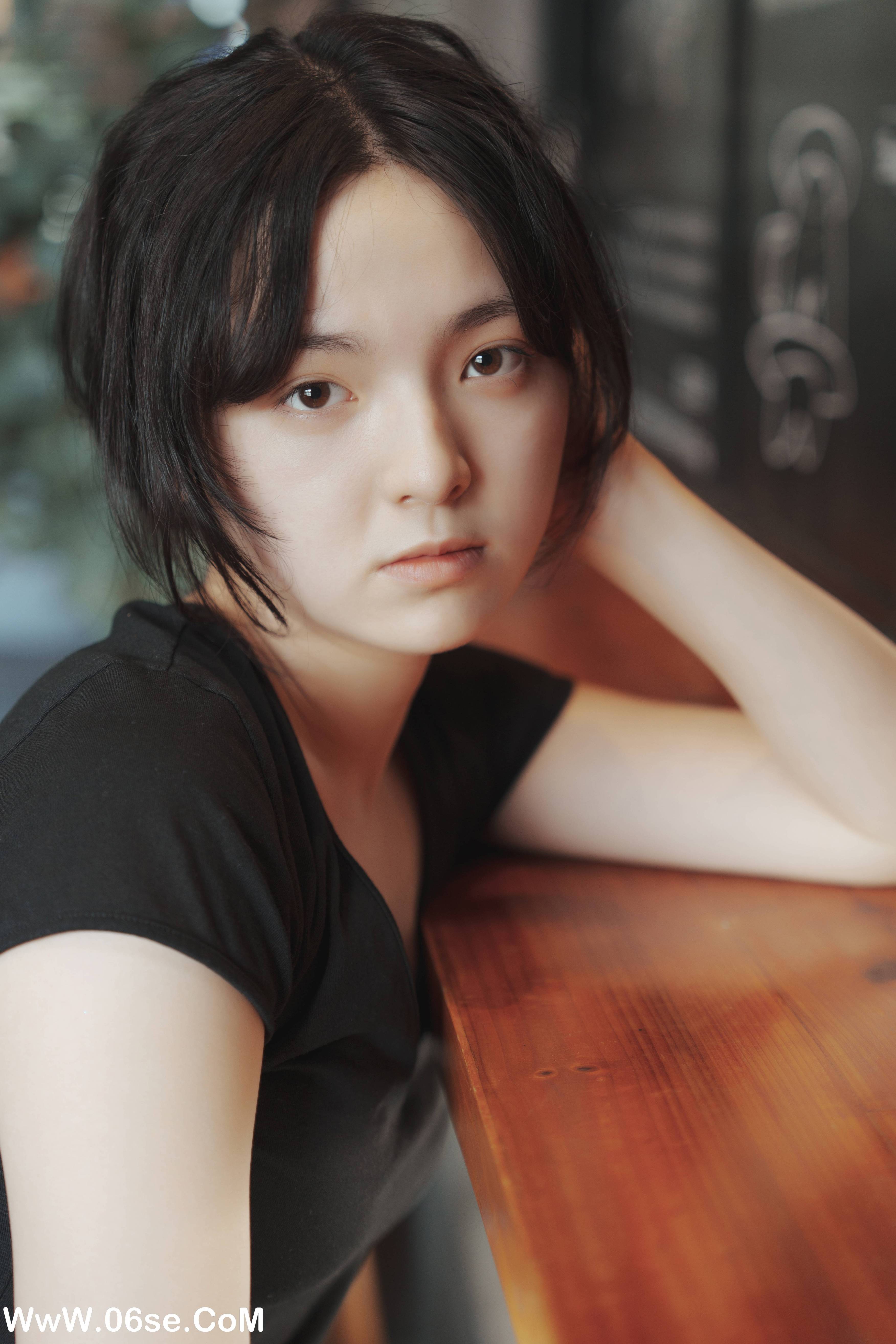 图片[25]-[YITUYU艺图语]2022.09.11 咖啡屋里的素颜女孩 dudu[31+1P／294MB]-六色网