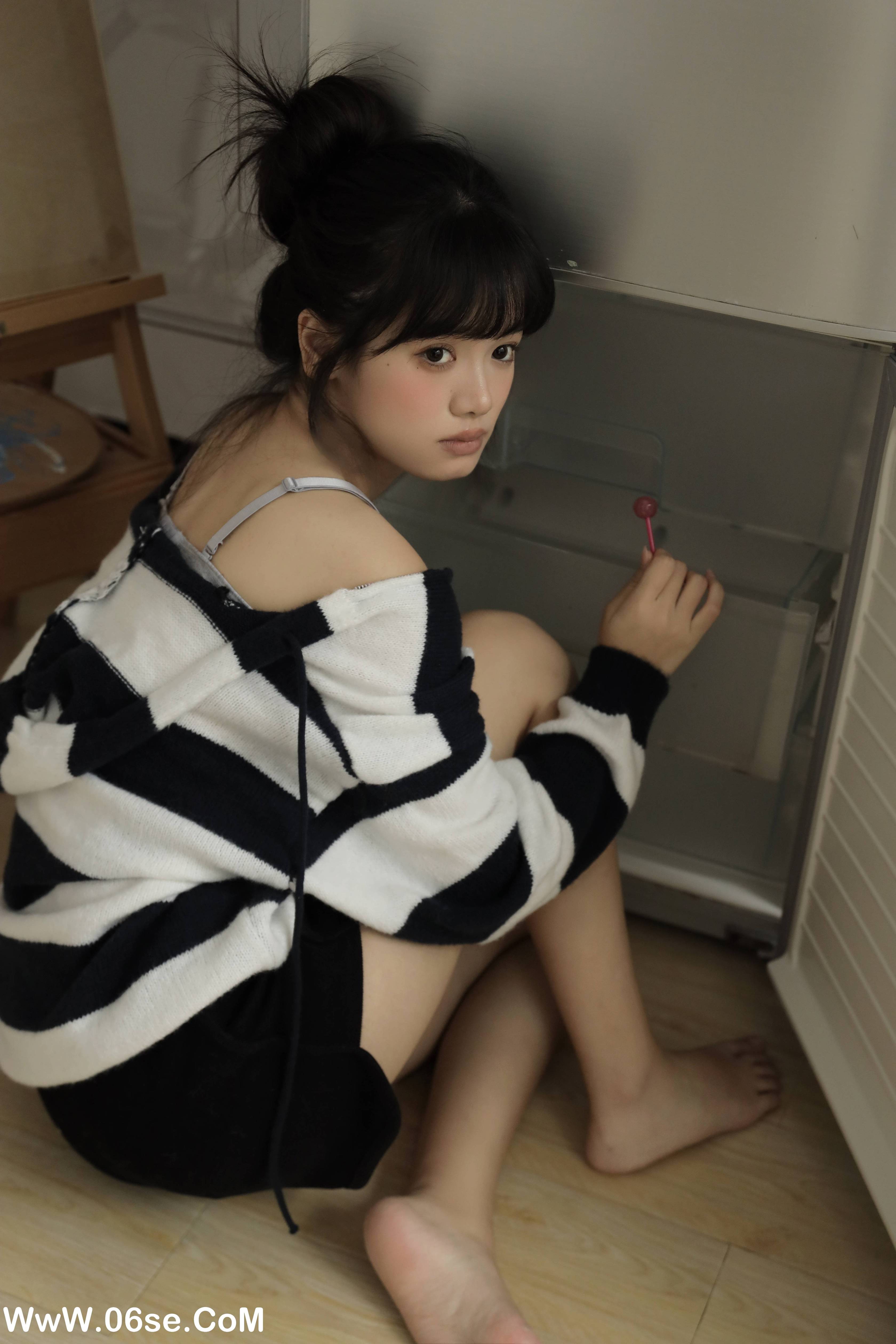 图片[17]-[YITUYU艺图语]2022.11.13 秋 叛逆的捡捡唯[22+1P／196MB]-六色网