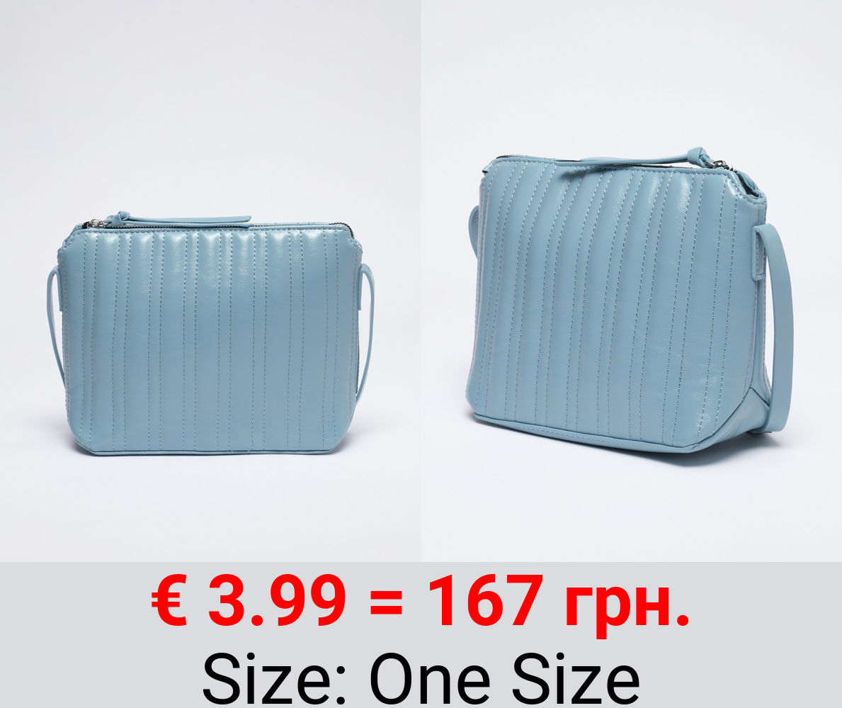 Crossbody bag with seams