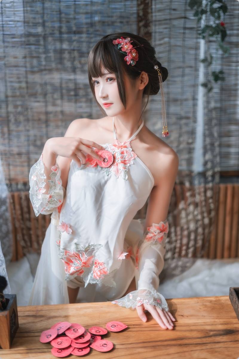 [Cos]三度69 - 肚兜[28p] 1