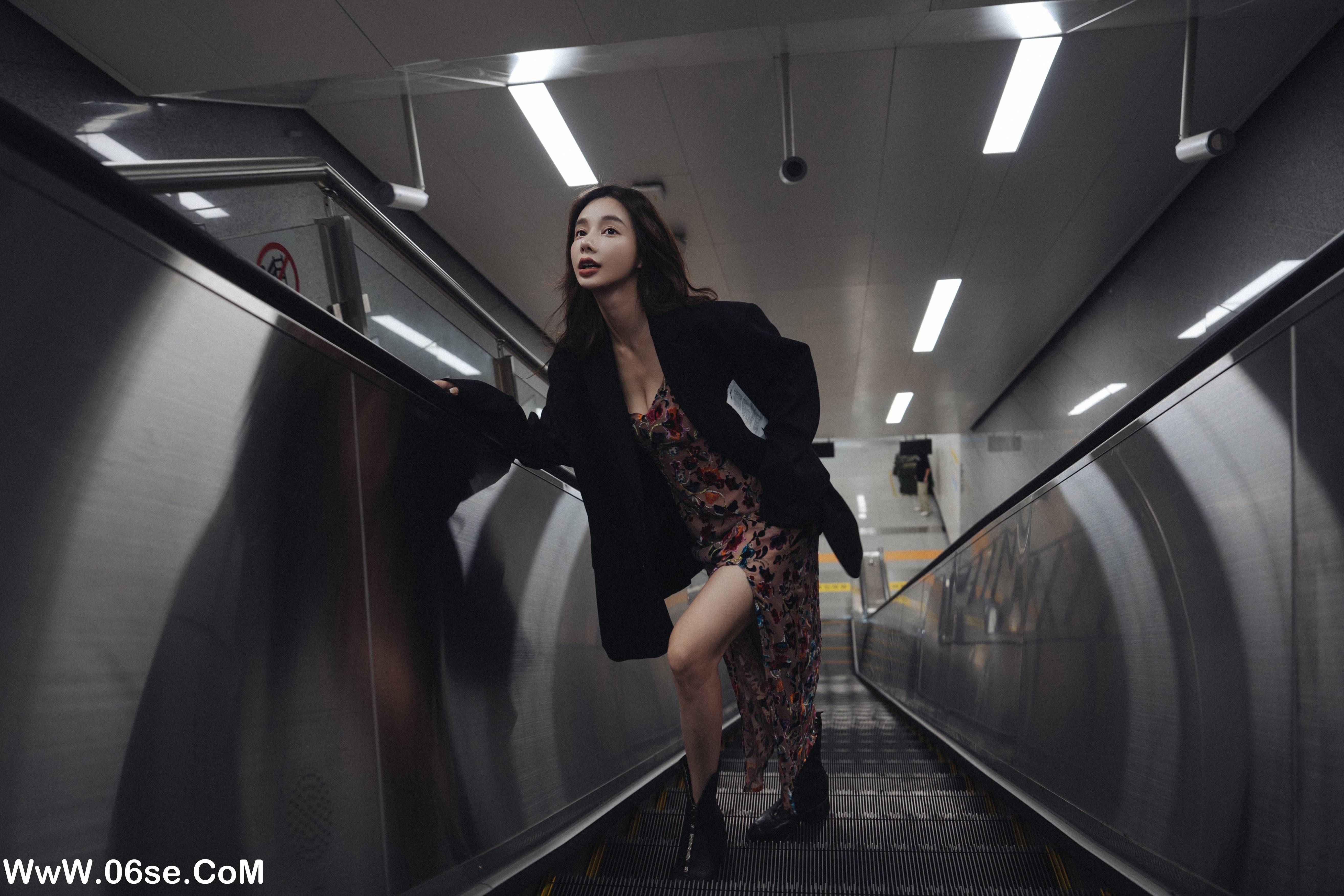 图片[10]-[YITUYU艺图语]2022.08.05 落寞地铁 姝雯同学[40+1P／413MB]-六色网