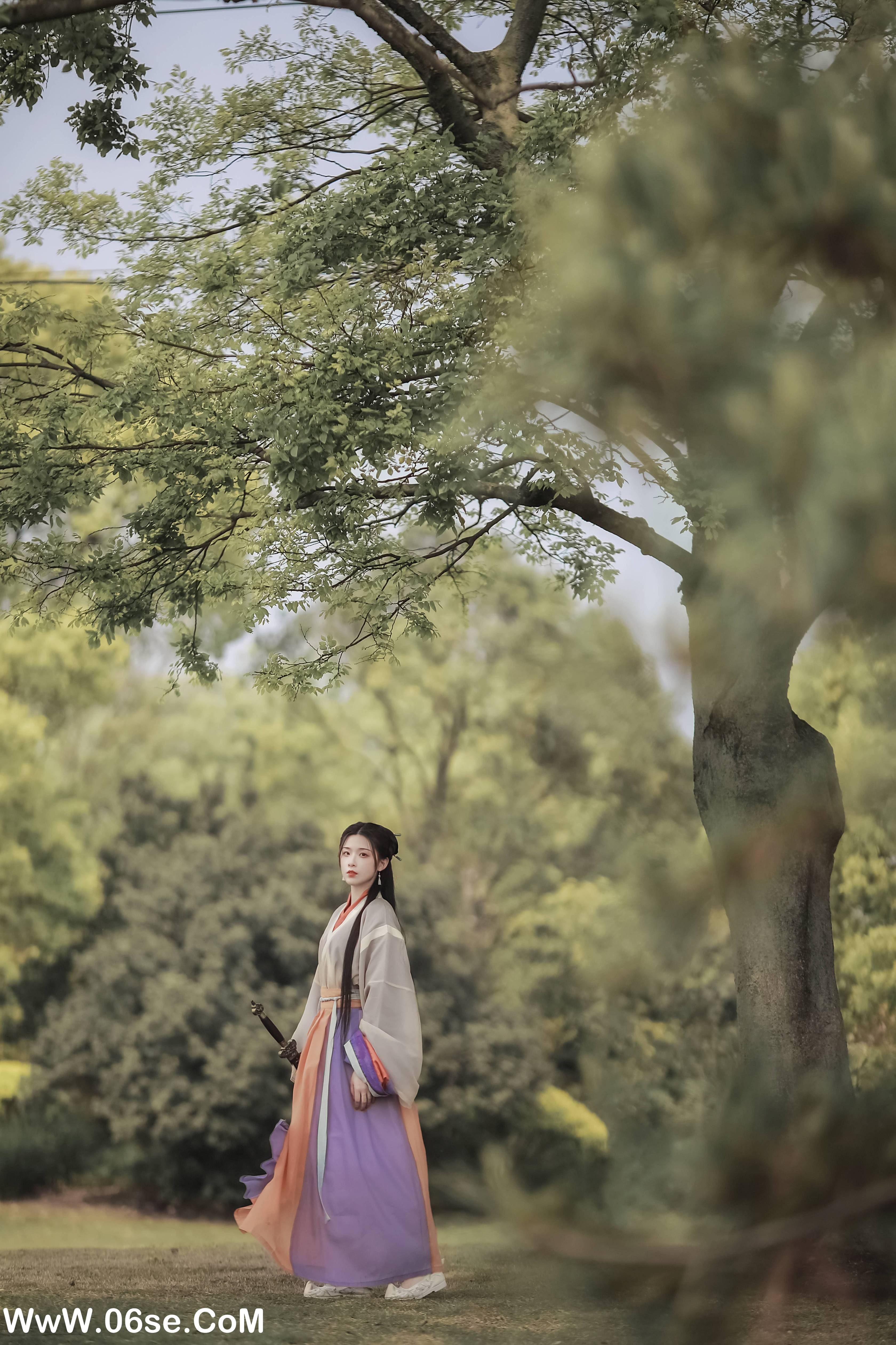 图片[20]-[YITUYU艺图语]2022.05.12 女儿吟 _喵喵家的小鱼干_[22P-393.47 MB]-六色网