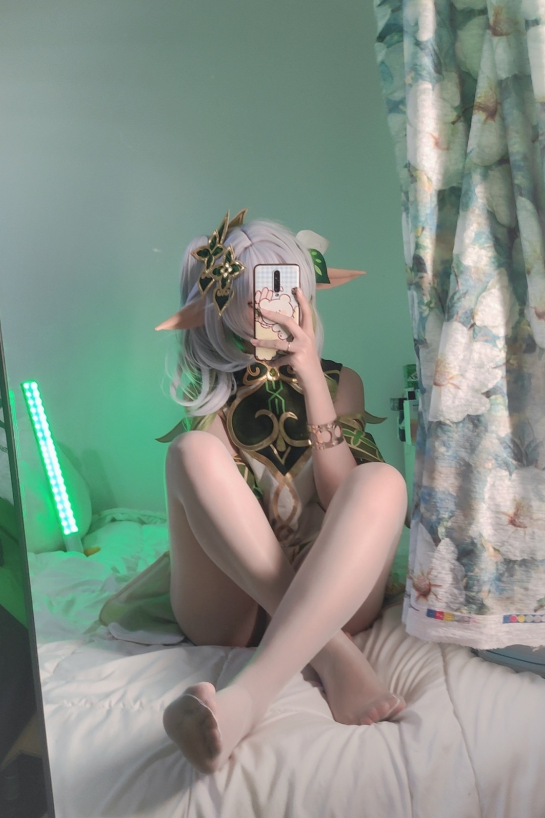 洛桑w伊梓 小草神（1月6打赏群资源） 9