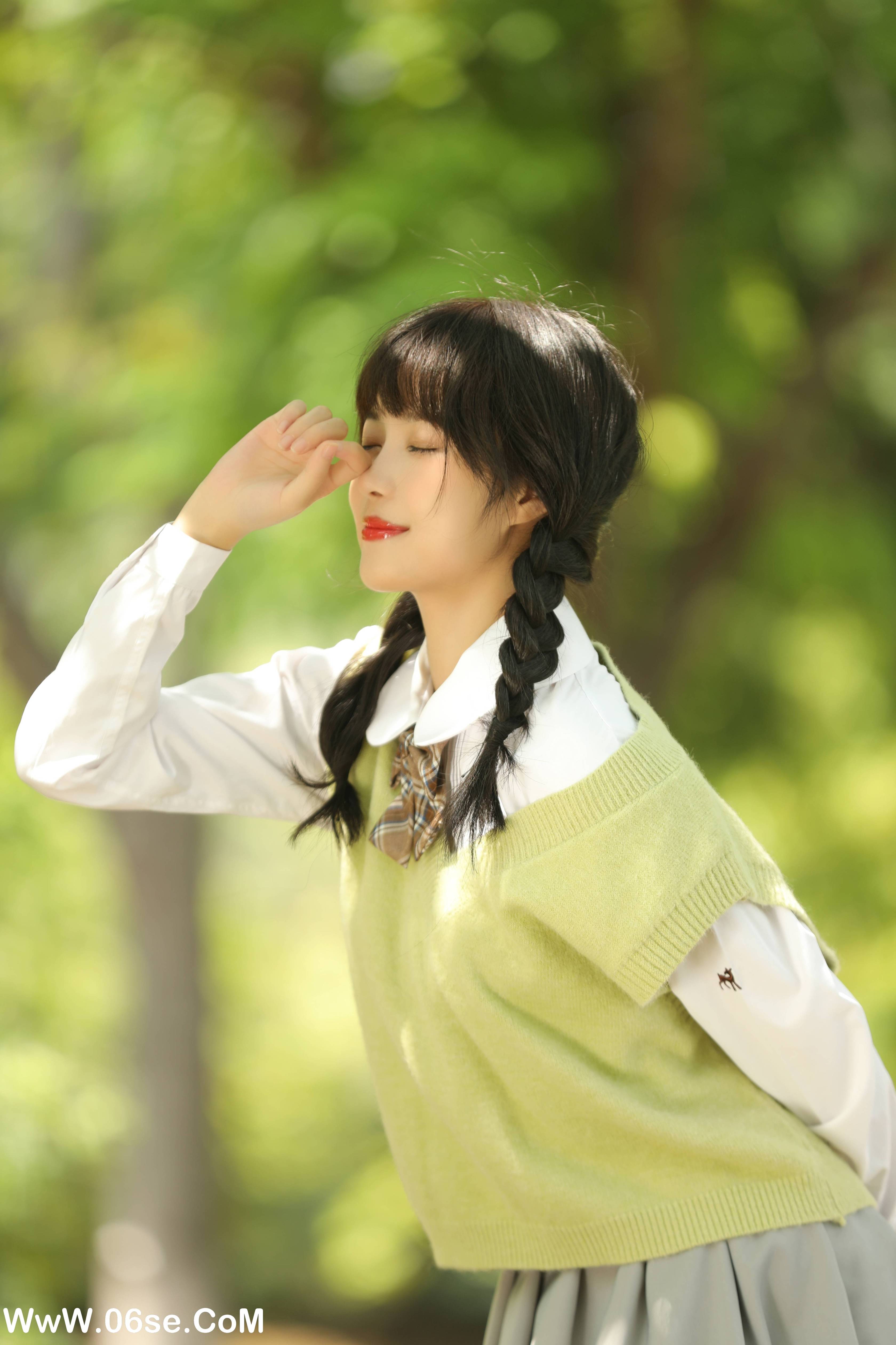 图片[6]-[YITUYU艺图语]2022.10.07 萤火之森 小薇人儿[33+1P／326MB]-六色网