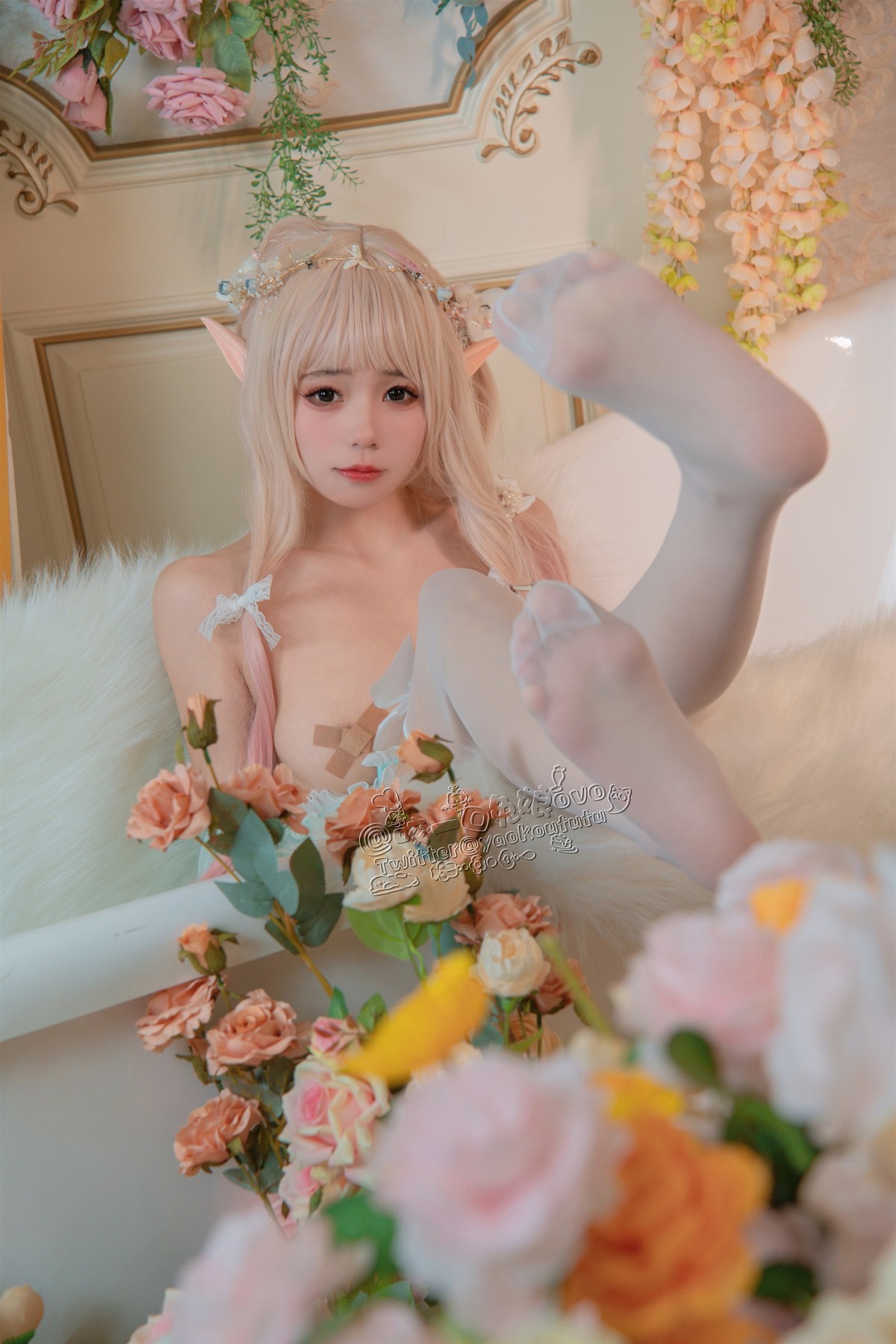 Cosplay 咬一口兔娘 豌豆公主的秘密花房 40