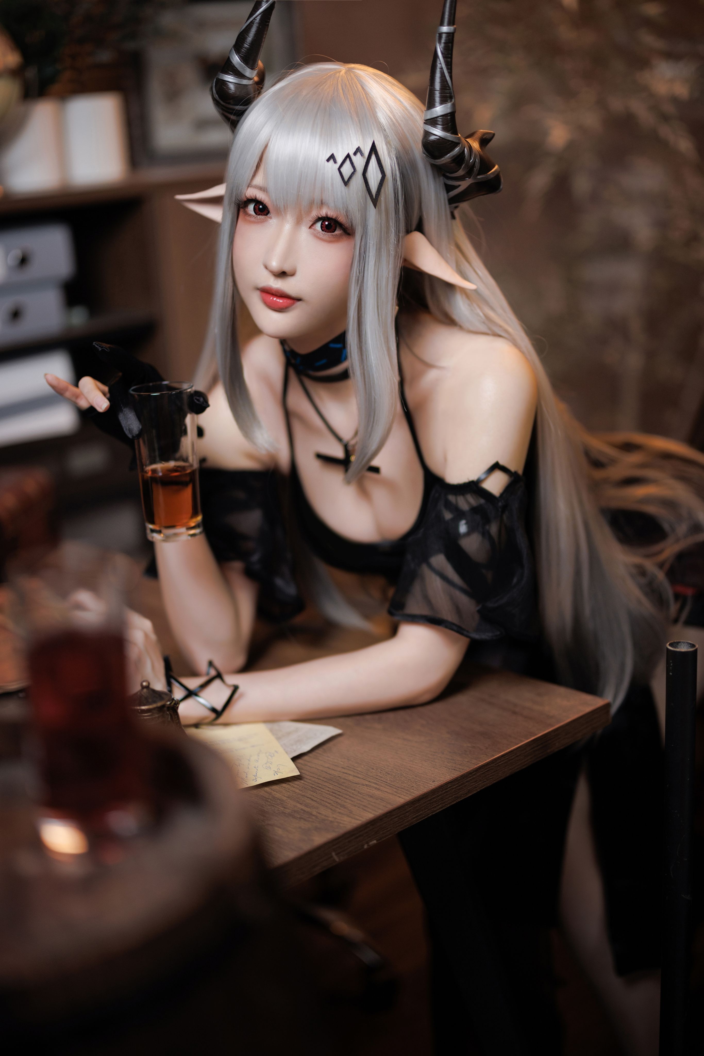 南宫 泥岩礼服 15