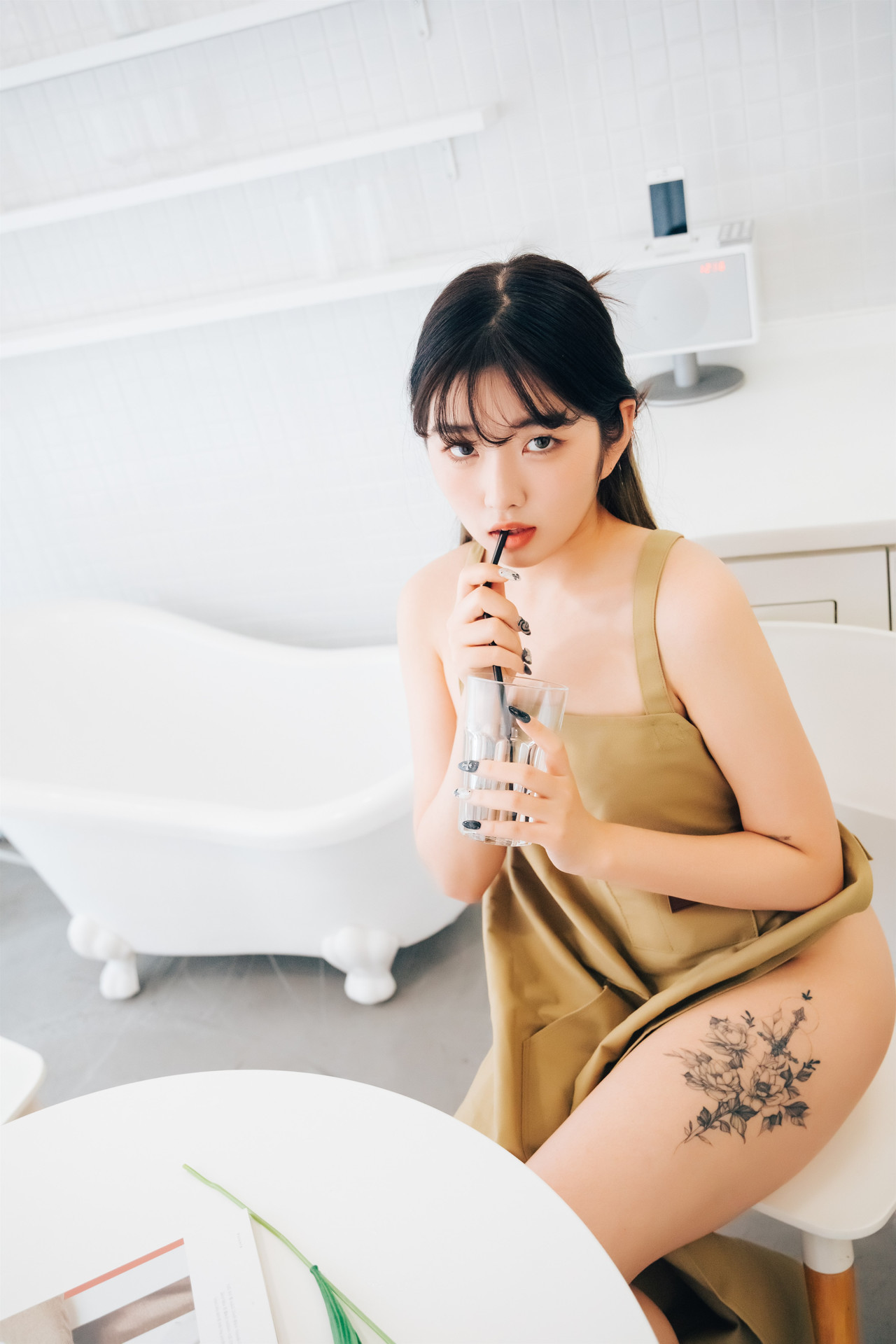 Sonson 손손, [Loozy] Nude Apron Set.02 48