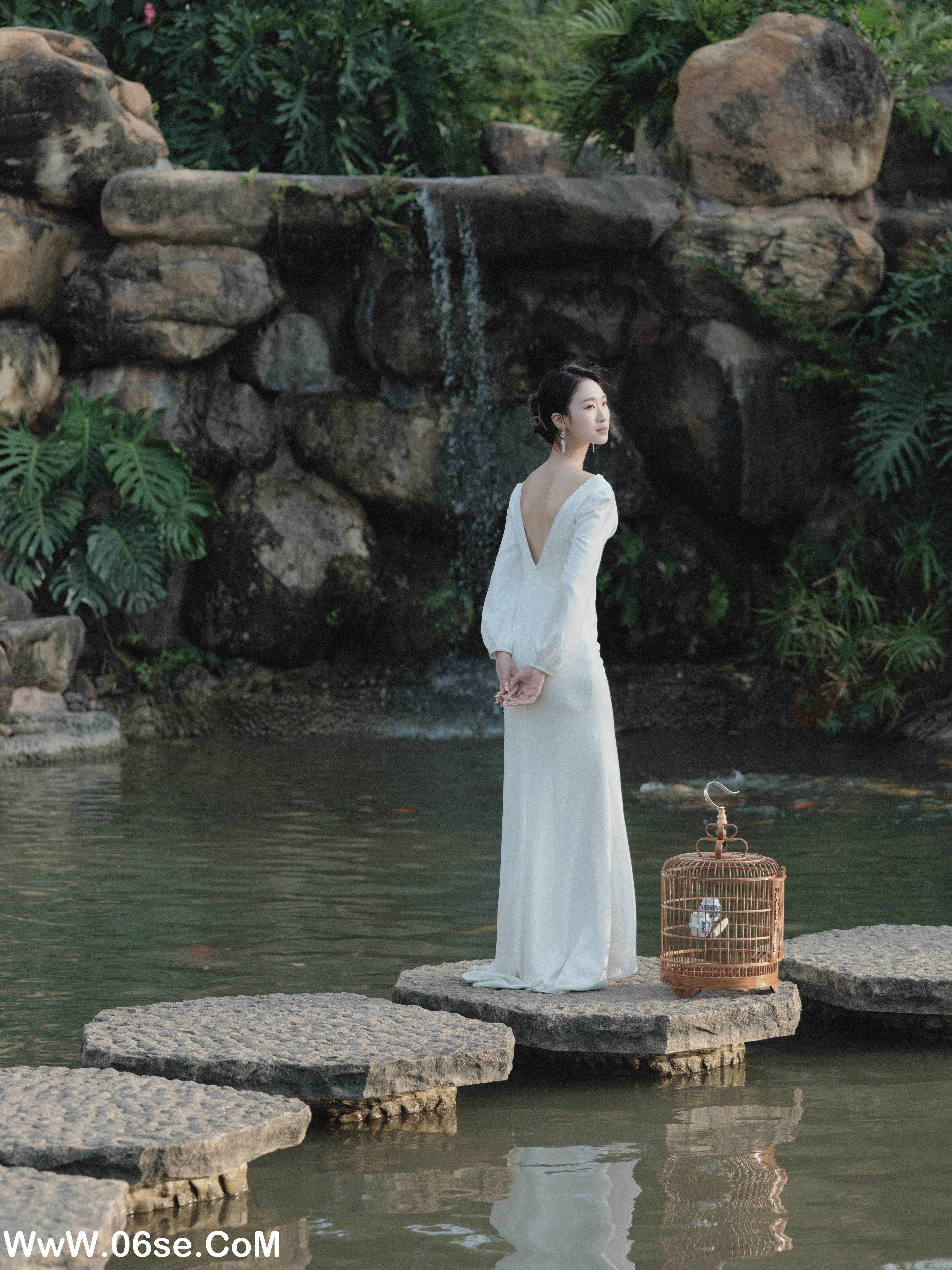 图片[30]-[YITUYU艺图语]2022.12.19 落叶飞花 likeu[46+1P／663MB]-六色网