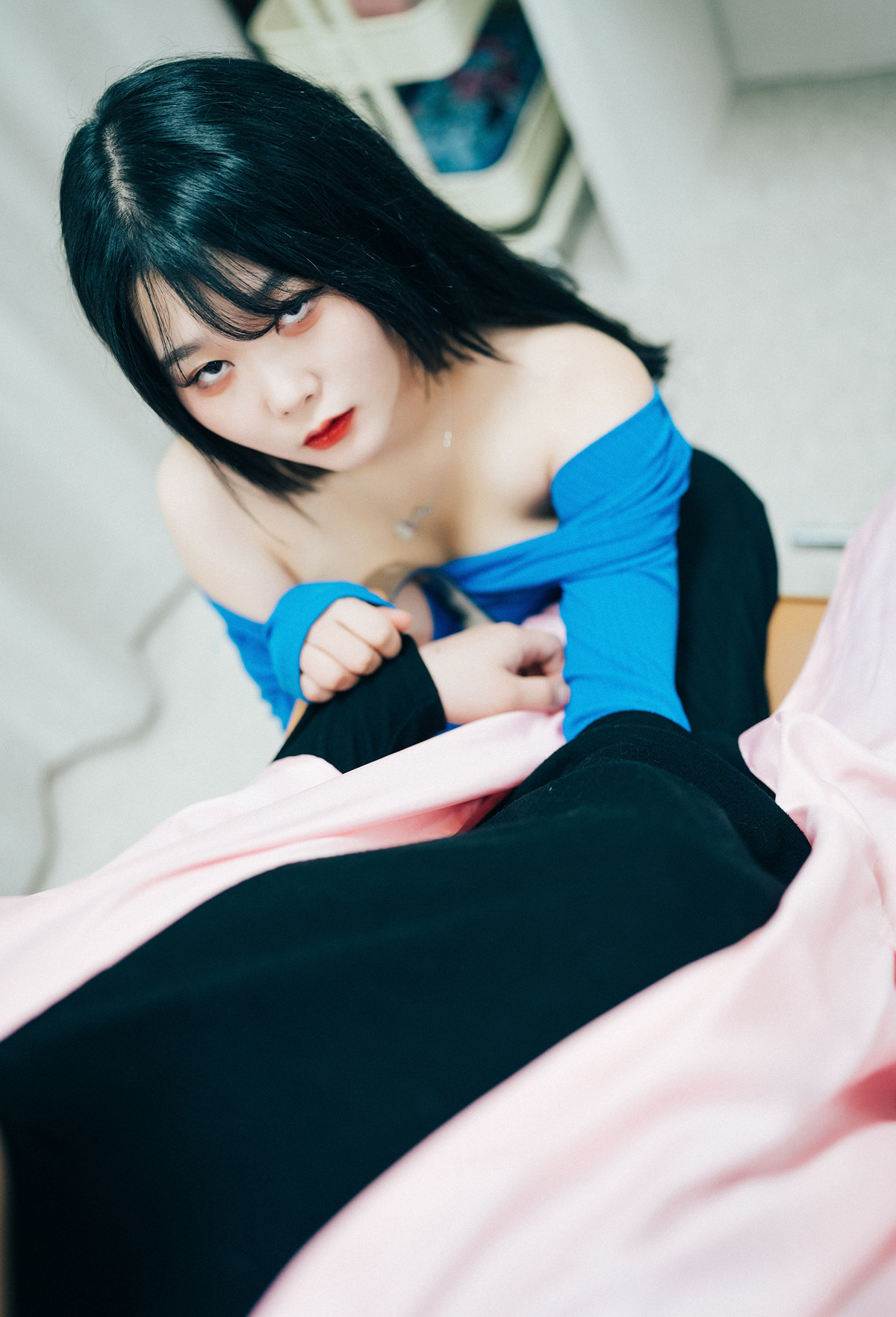 ZIA.Kwon 권지아, Loozy ‘Adult Hair Shop’ Set.02 13