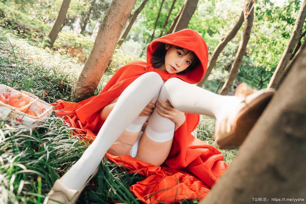 [Cos]奈汐酱 - 大红帽 [31P+2V] 20