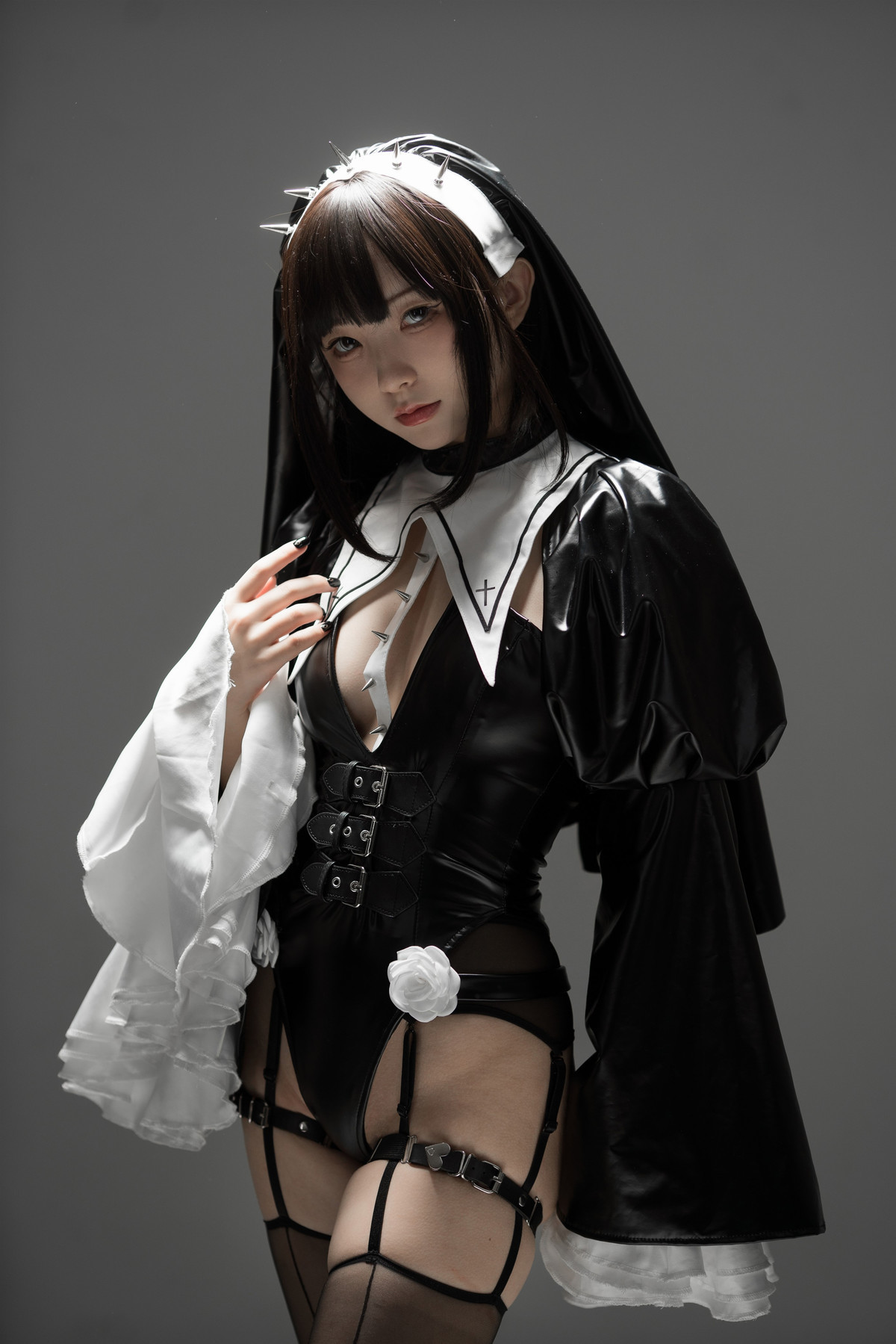Cosplay 花铃 杀戮修女 33