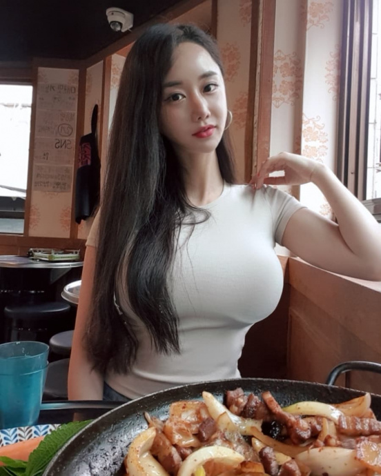 [Image: 6466f2ebd85e41f84a4ff.jpg]