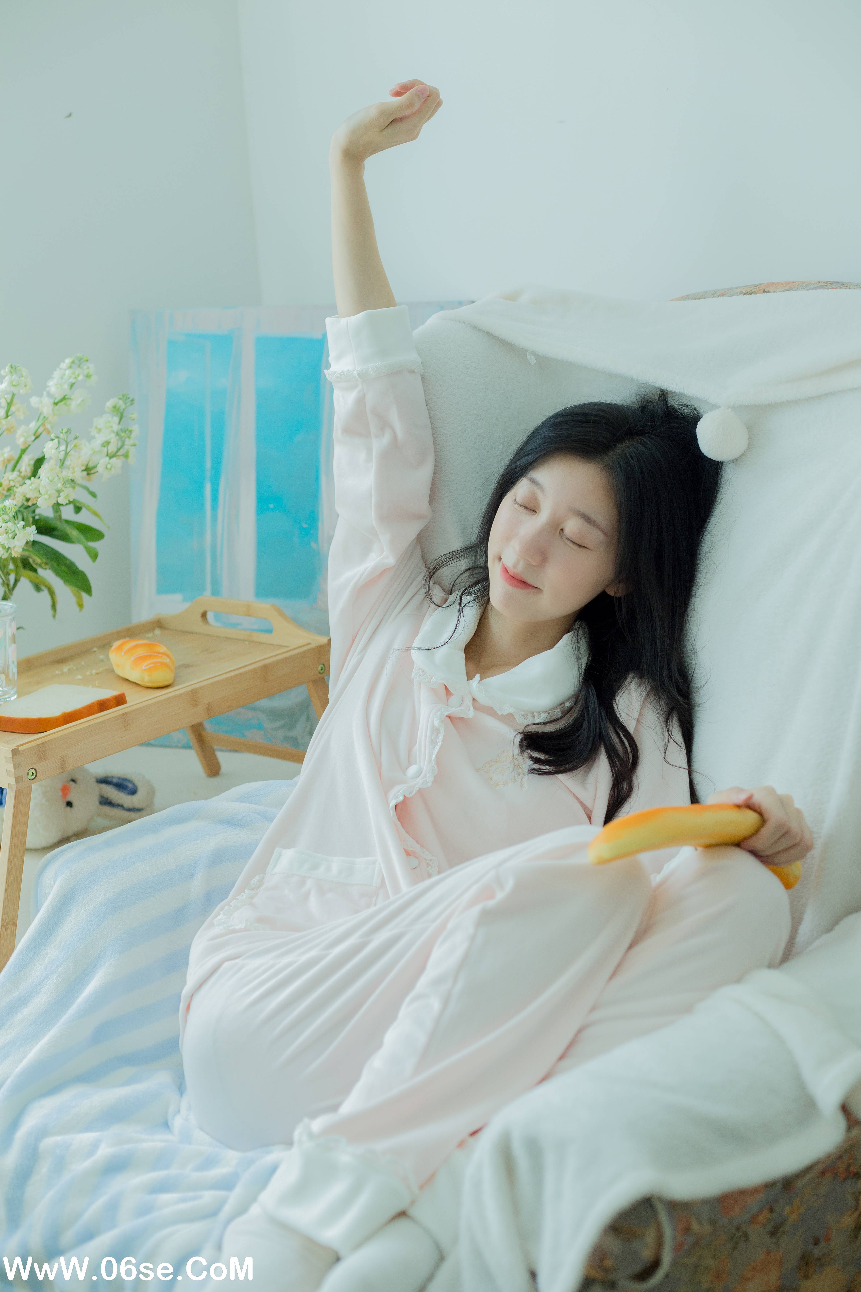 图片[28]-[YITUYU艺图语]2022.11.11 降温日记 饲猫少女-[29+1P／245MB]-六色网
