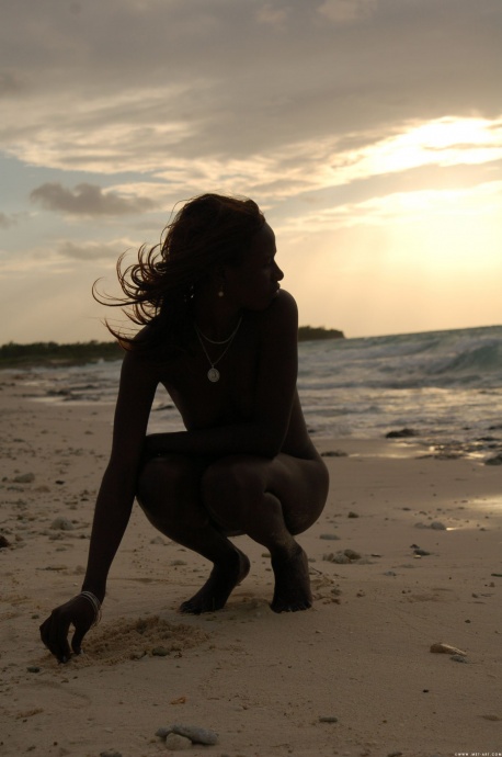 [Image: 649395db2b4109bc67a8d.jpg]