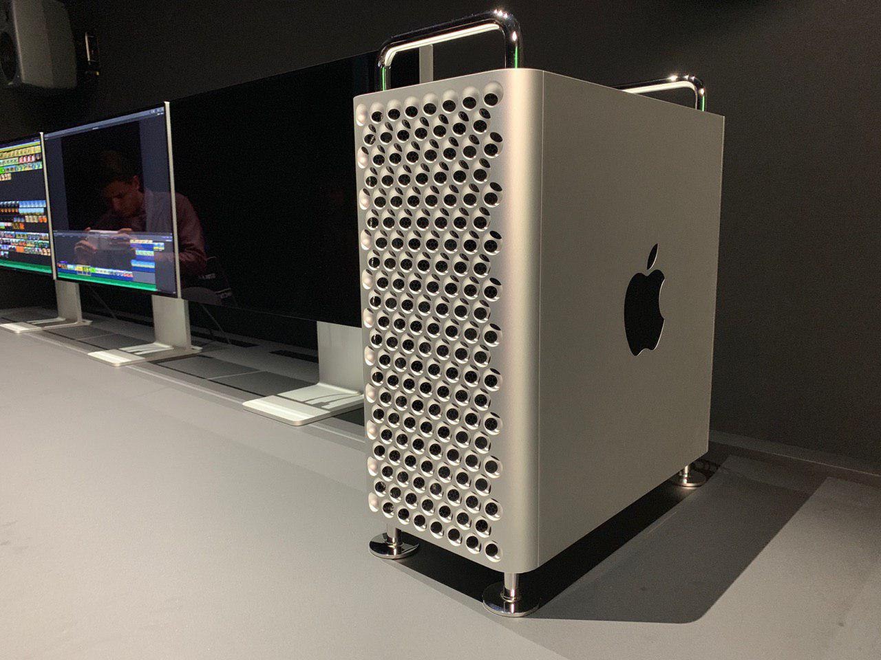 Системный блок apple. Mac Pro 2020. Компьютер Apple Mac Pro 2019. I Mac Pro 2019 Apple. Mac Pro 2020 системный блок.