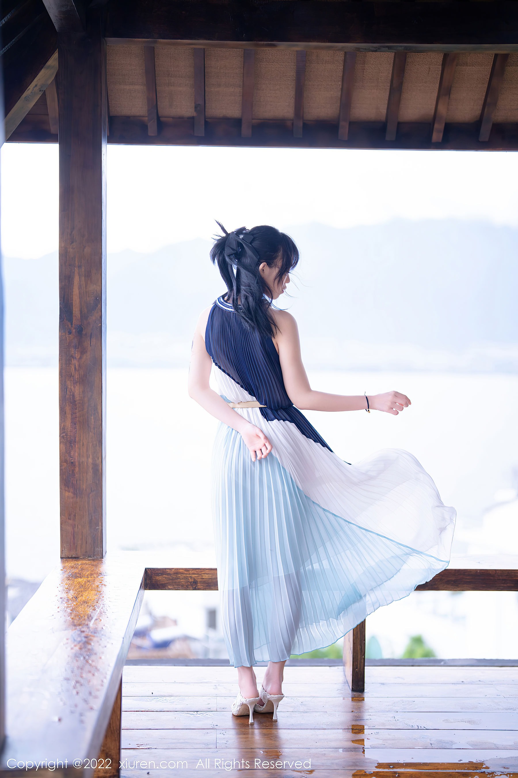 [秀人Xiuren]_No.5327_奶瓶-写真图集共44P 1
