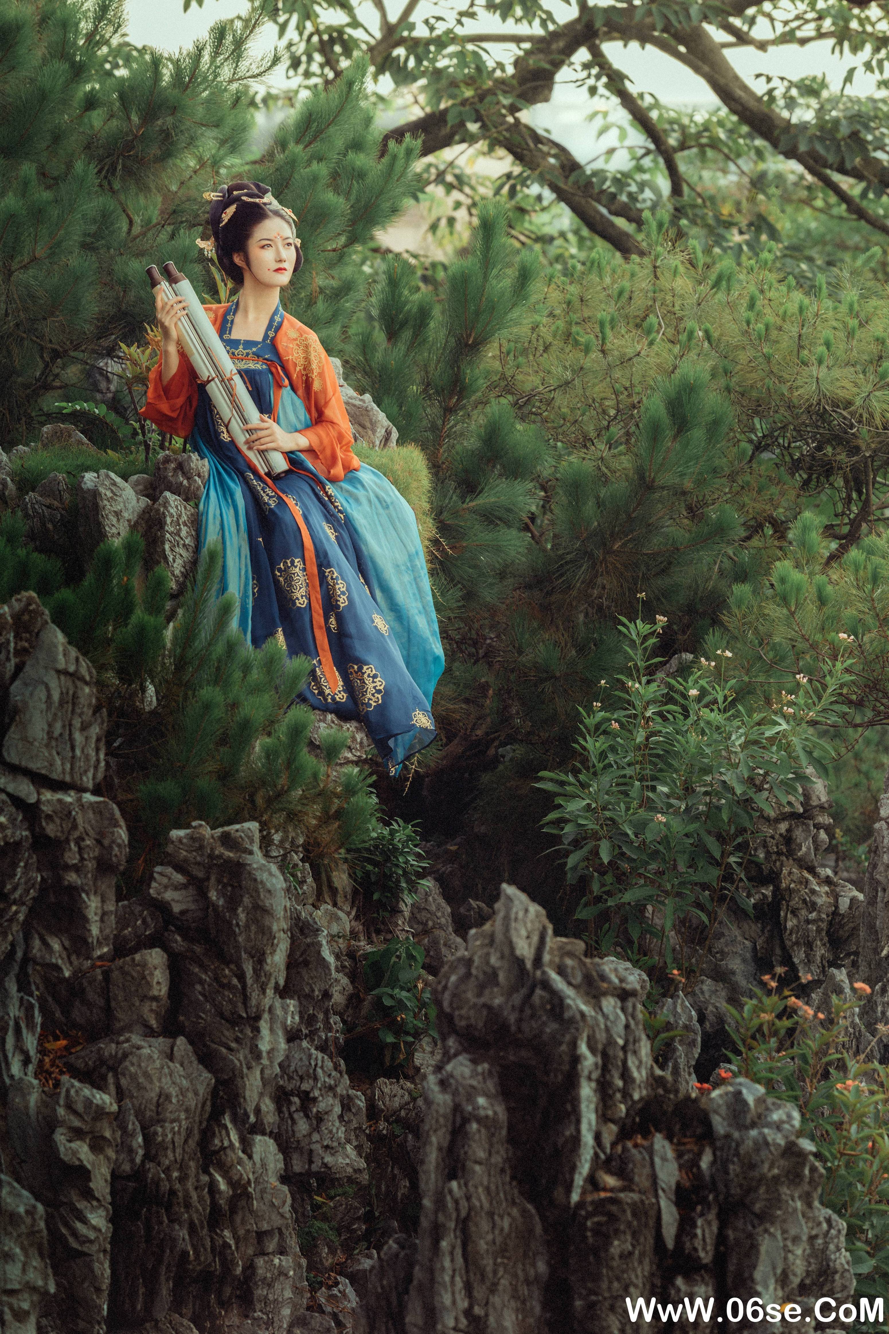 图片[13]-[YITUYU艺图语]2021.10.09 美人行 梦南[22+1P／425MB]-六色网