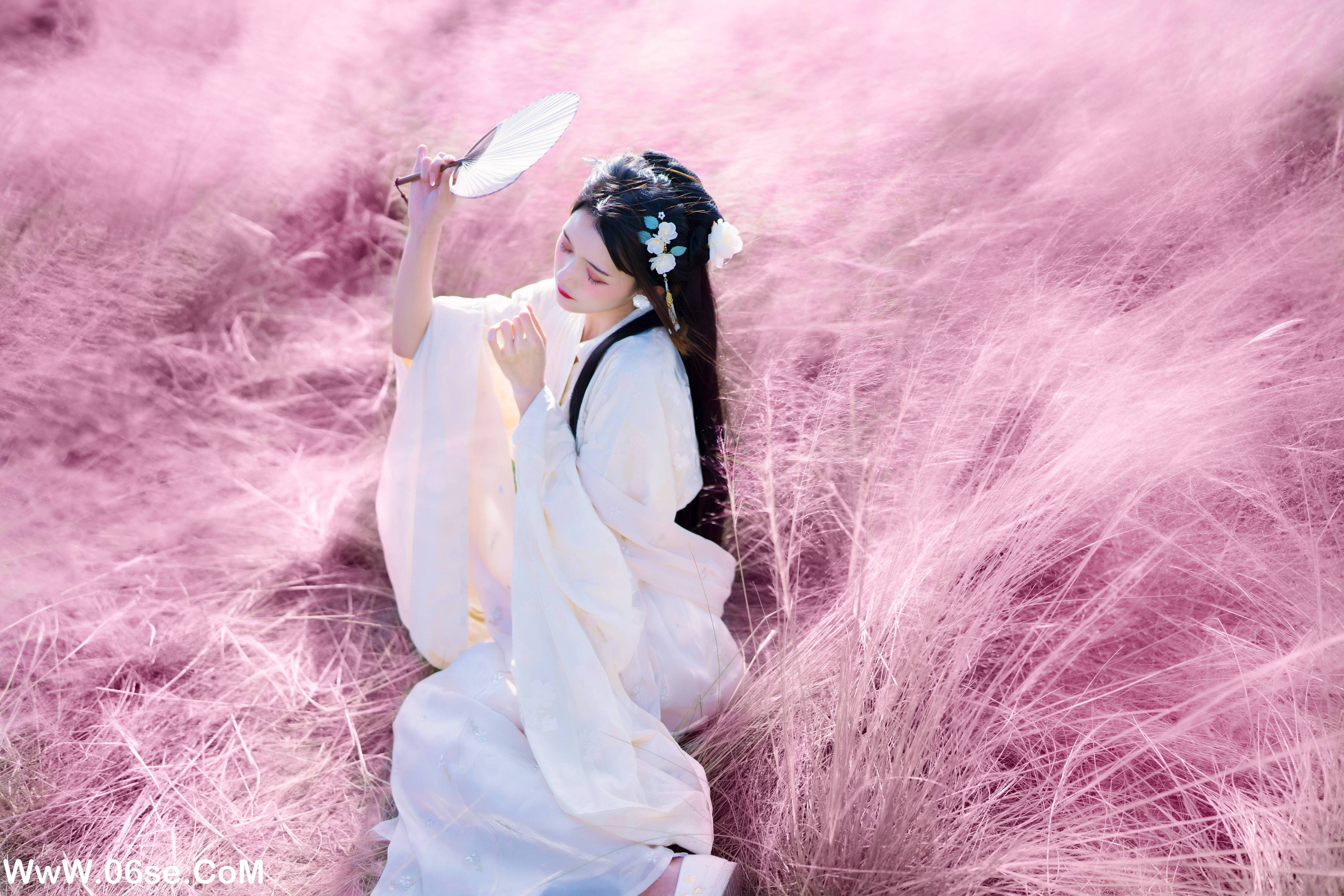 图片[21]-[YITUYU艺图语]2022.06.27 粉草回忆 兔子Zzz不吃胡萝卜[22P-183.4M]-六色网