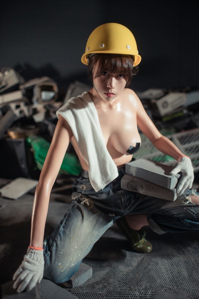 [Cos]奈汐酱 - 咱们工人有力量[35P] 2