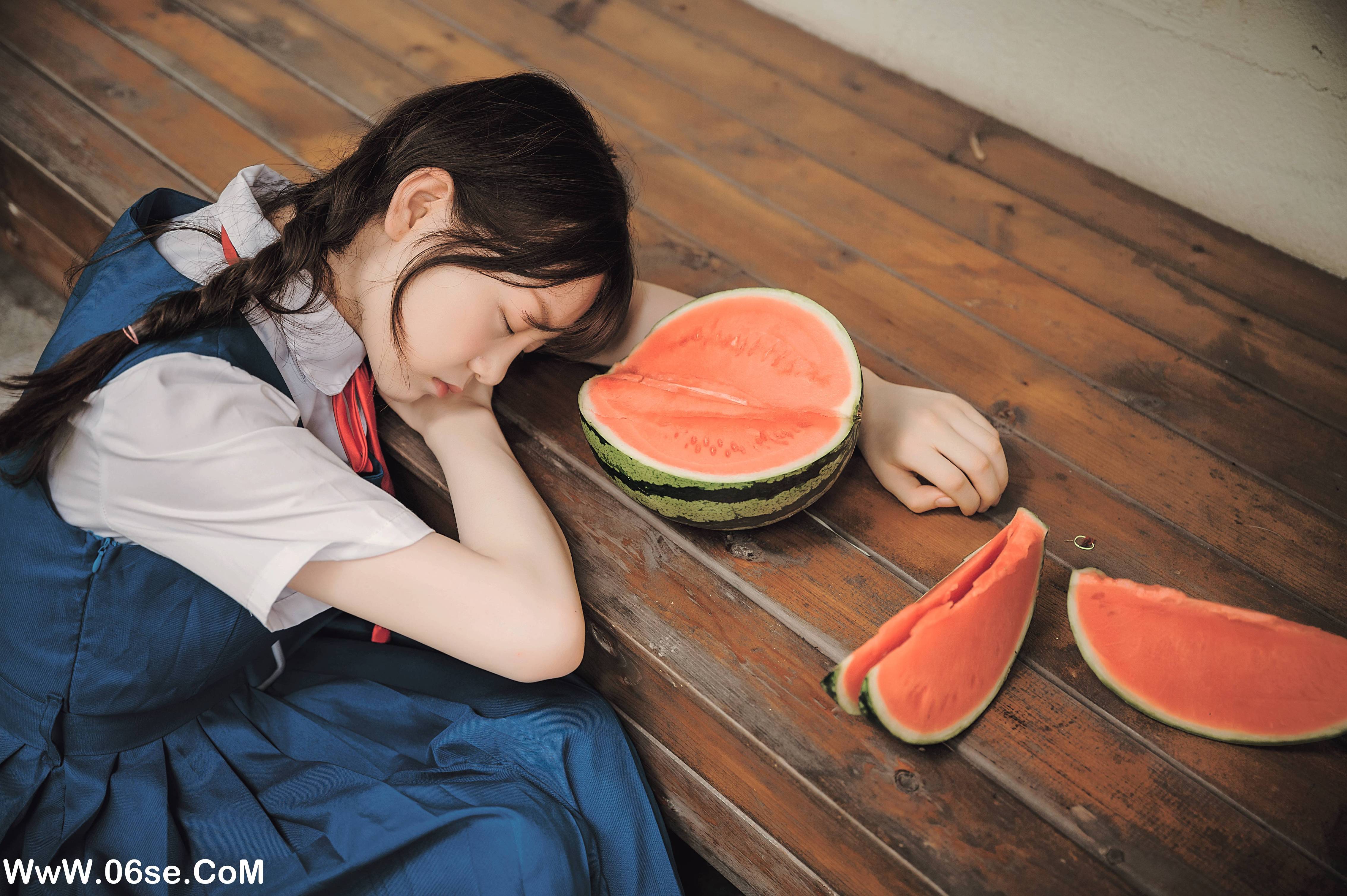 图片[5]-[YITUYU艺图语]2022.08.28 有西瓜的夏天 奶小白是金鱼[28+1P／363MB]-六色网