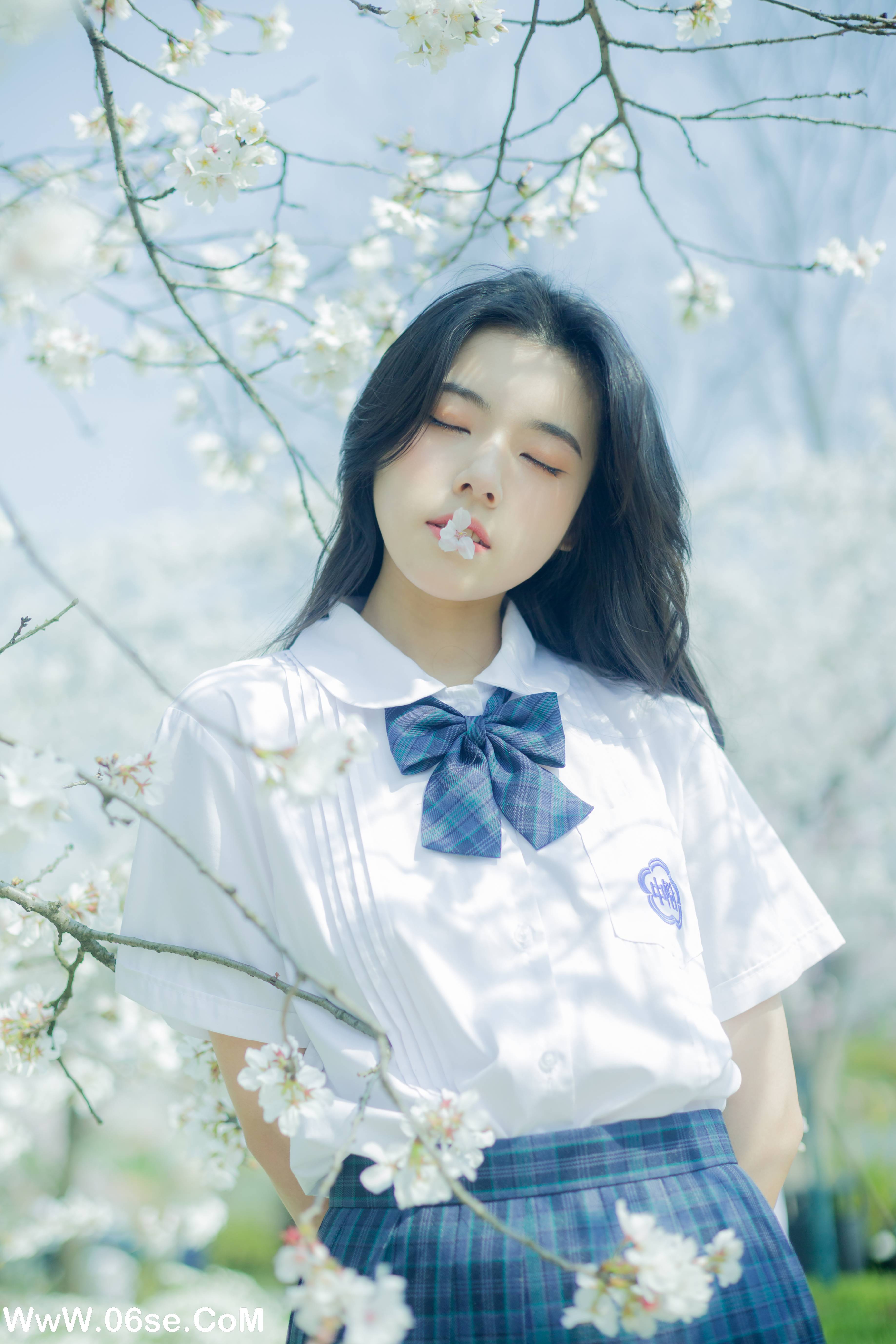 图片[24]-[YITUYU艺图语]2022.08.04 吉野吉野 静鏡婧[33+1P／261MB]-六色网