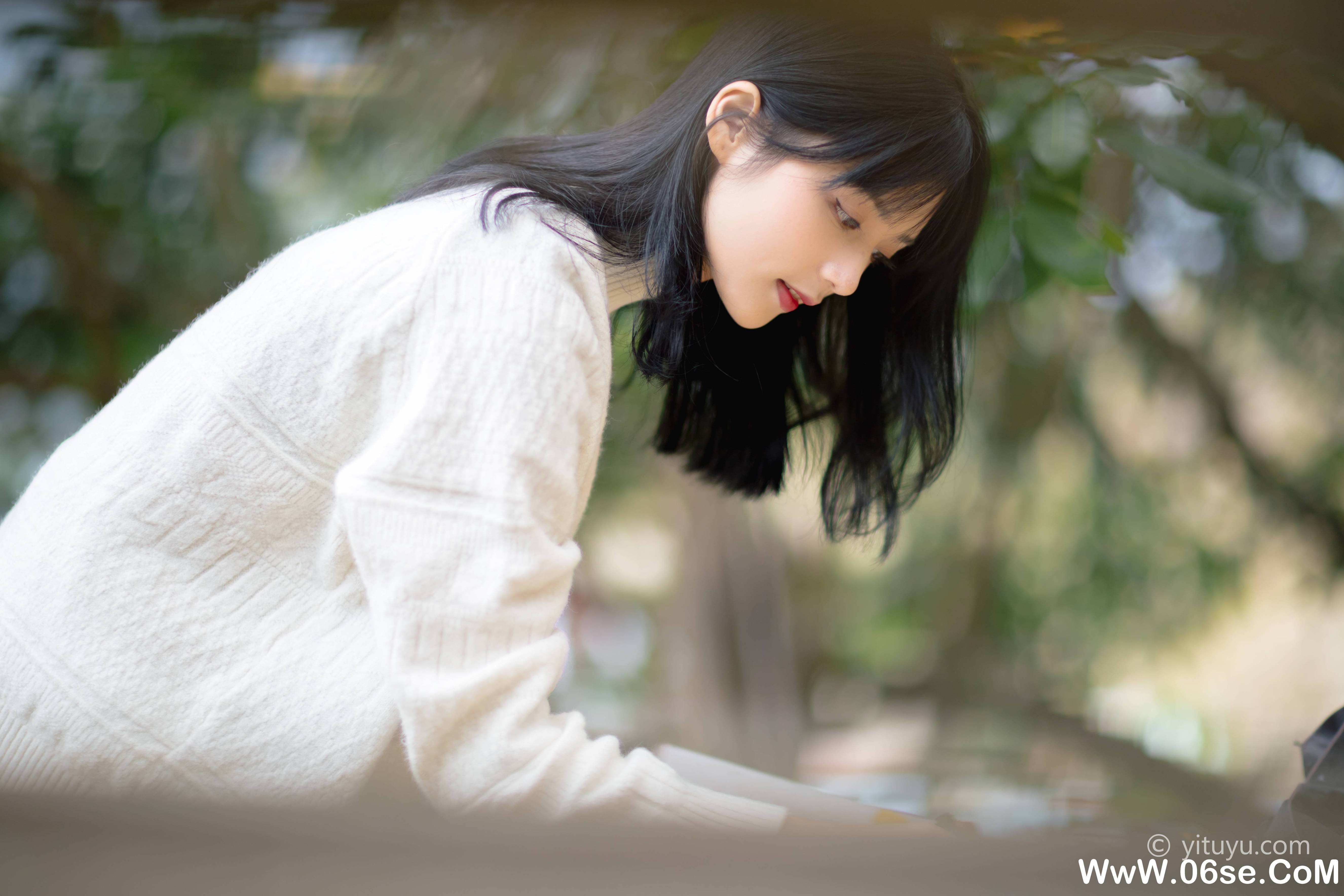 图片[22]-[YITUYU艺图语]2021.08.14 银杏之恋 雨文[38+1P／454MB]-六色网