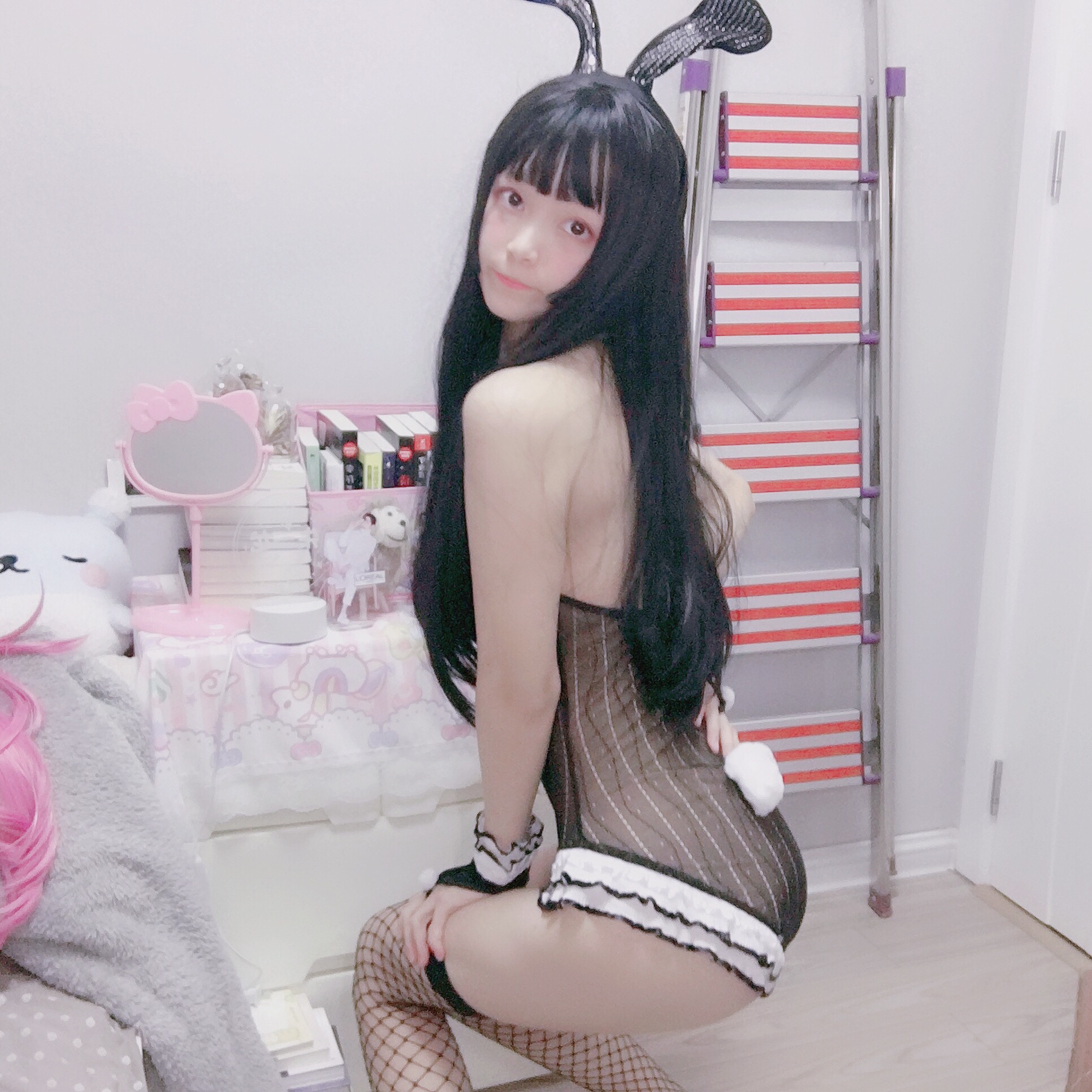 小奈奈-黑丝兔女郎 46P 7