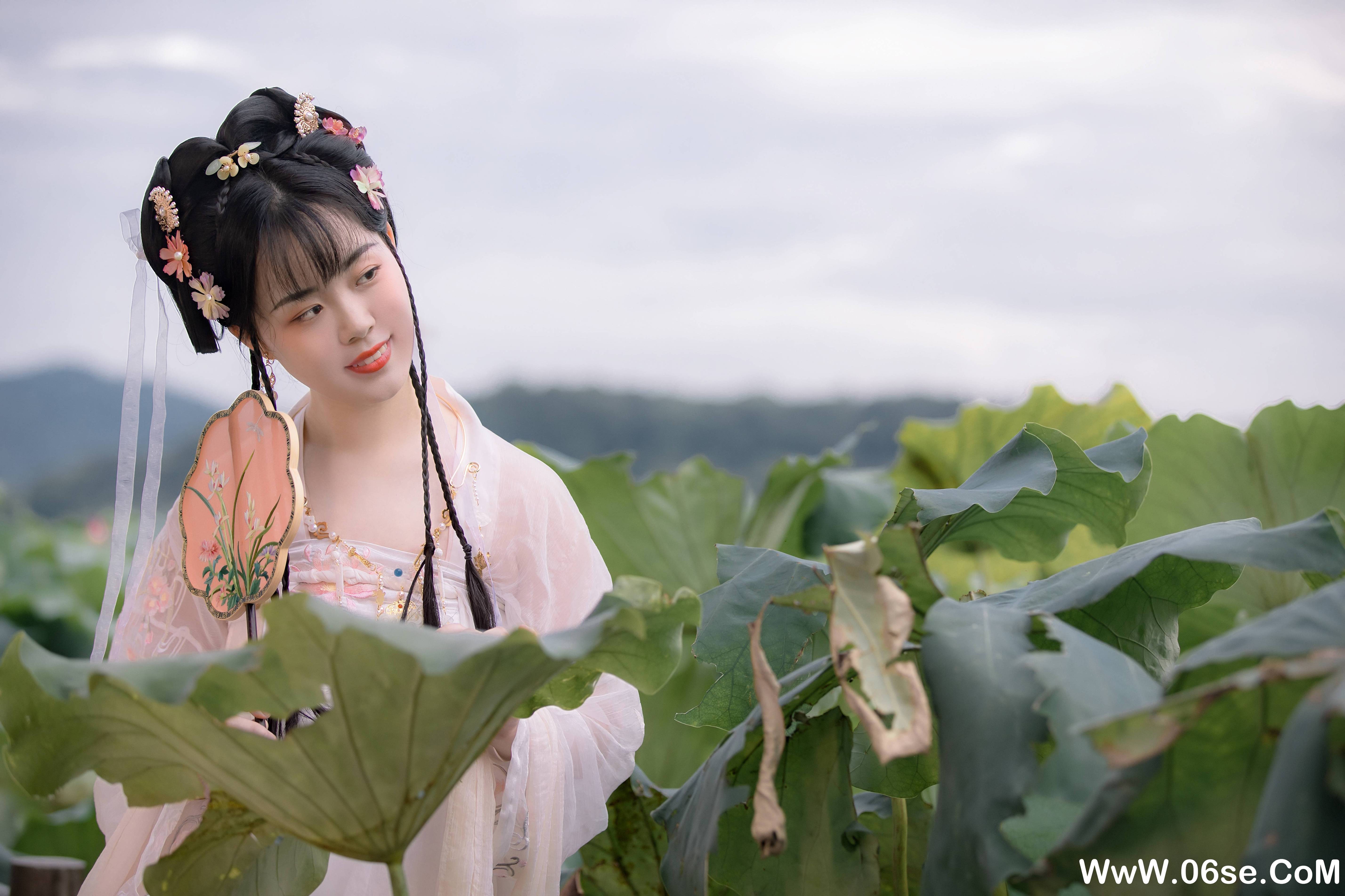 图片[20]-[YITUYU艺图语]2021.12.24 赏荷 僵僵[23+1P／463MB]-六色网