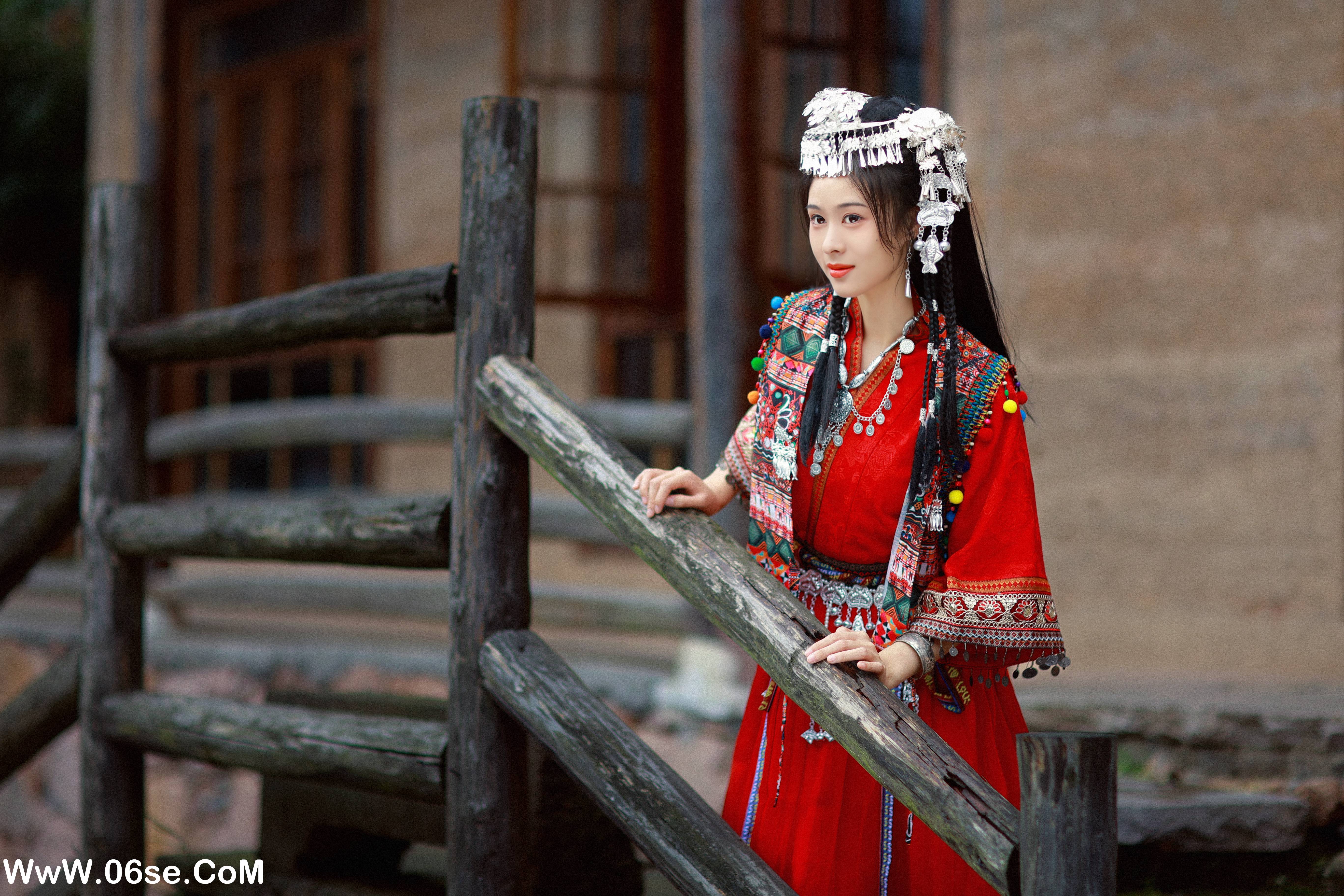 图片[13]-[YITUYU艺图语]2022.10.15 苗疆少女 思思[19+1P／286MB]-六色网