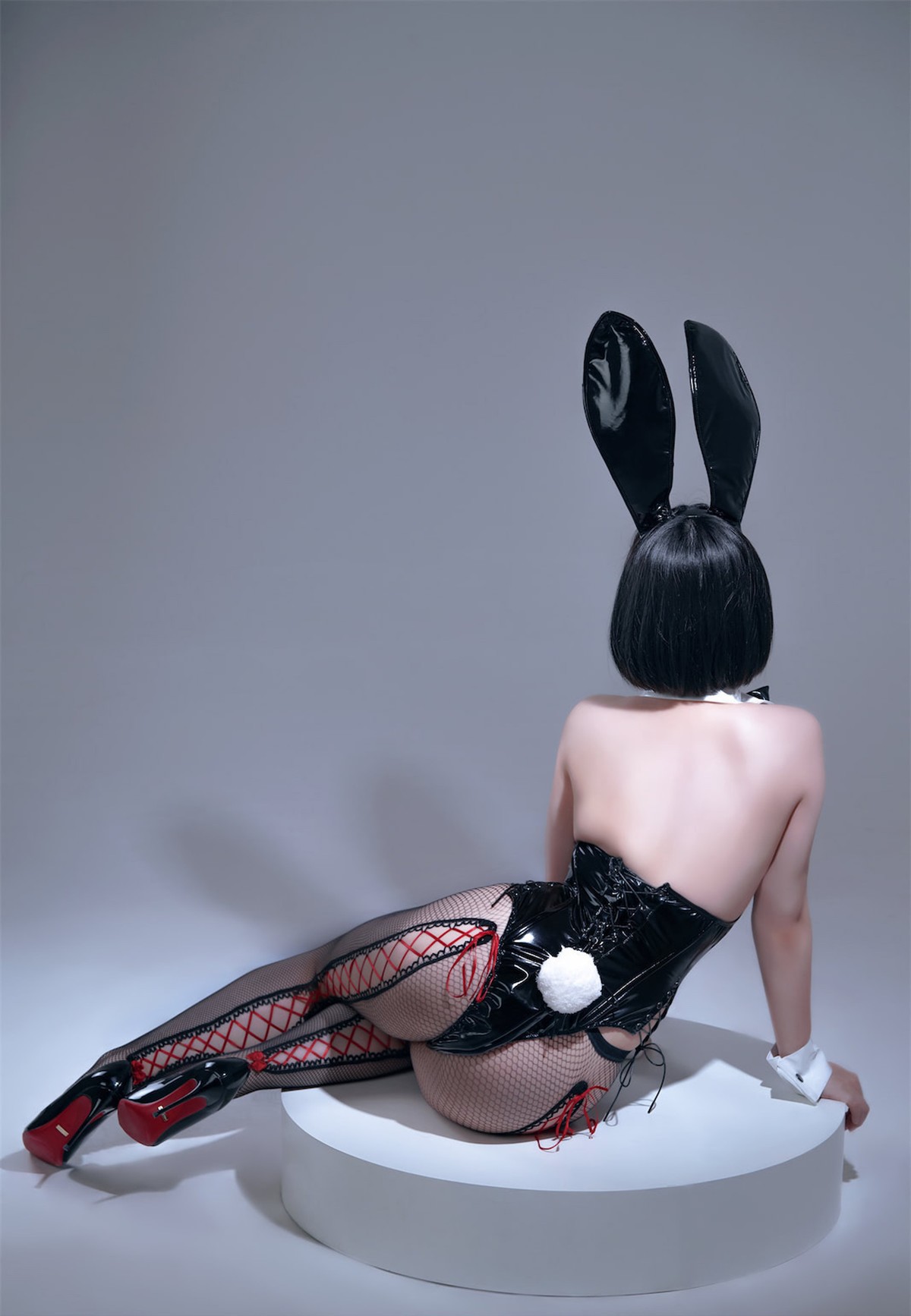 Cosplay 半半子 Bunny 37