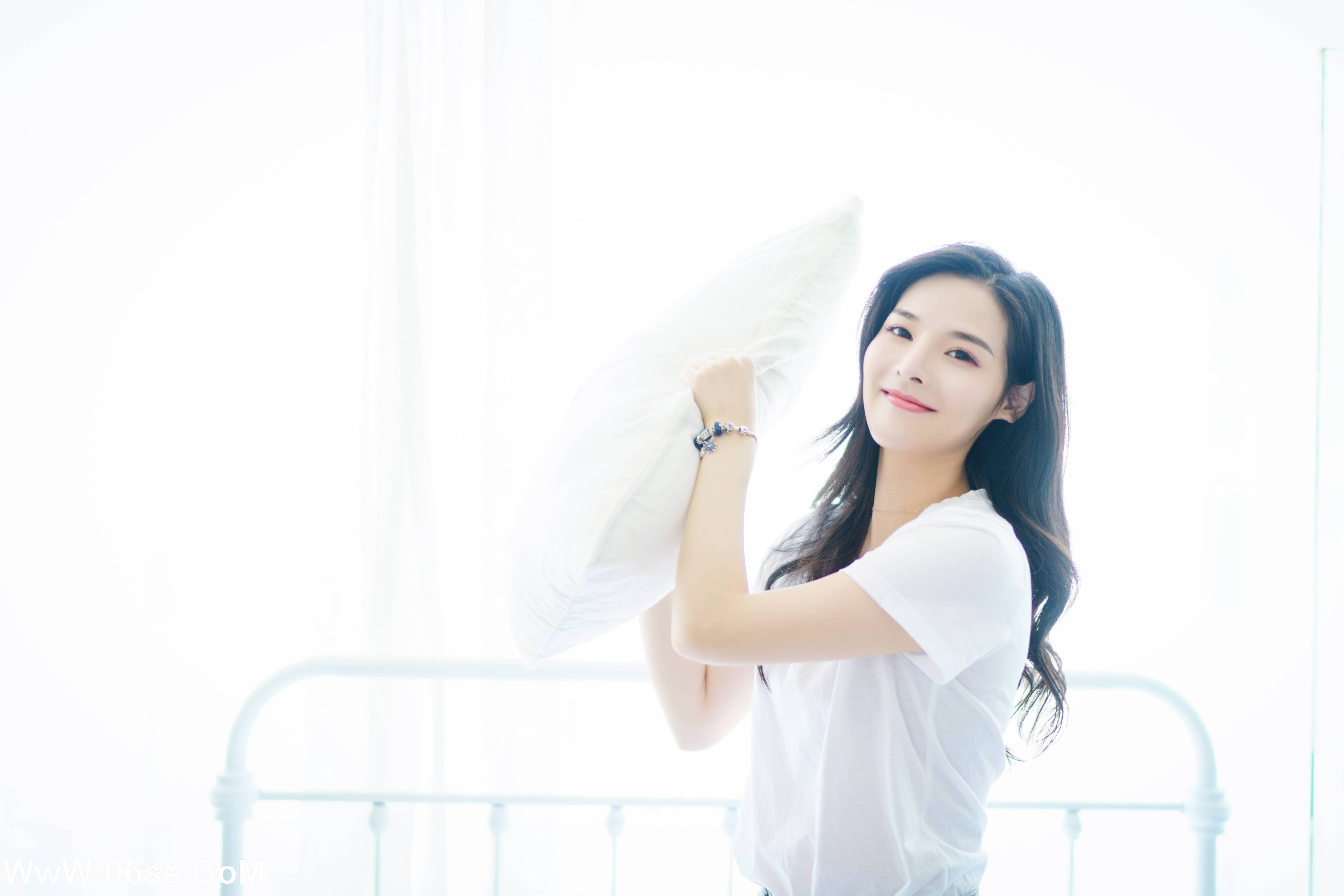 图片[14]-[YITUYU艺图语]2022.02.08 大长腿女孩的私房照 小容[29+1P／442MB]-六色网