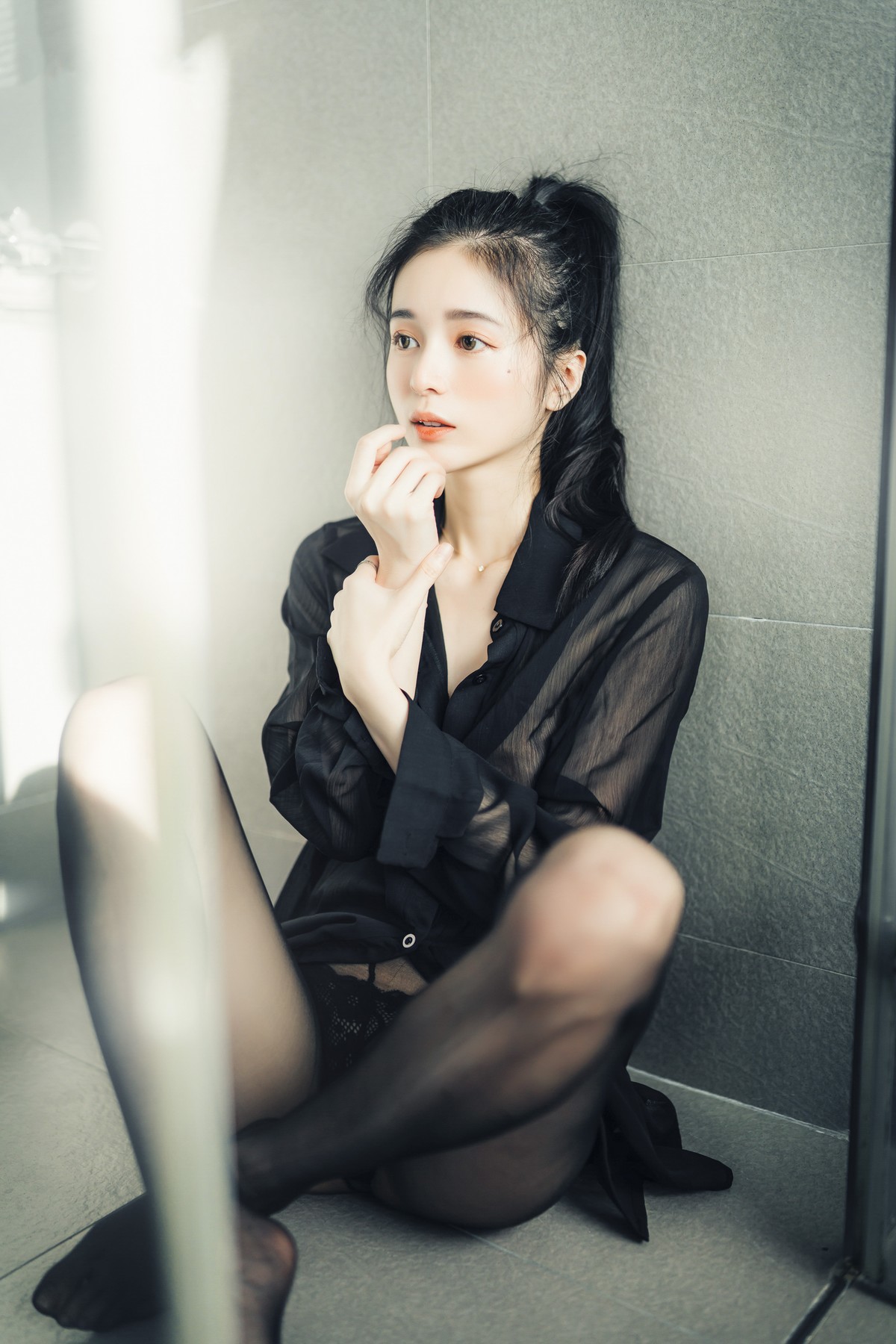 JVID精品 🔞仙仙辰 透明罩衫 透明駱駝蹄內褲 濕潤黑絲 我的女友 這次有點色😈有點甜 Set.02 13