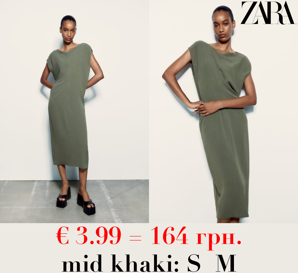 MINIMALIST T-SHIRT DRESS