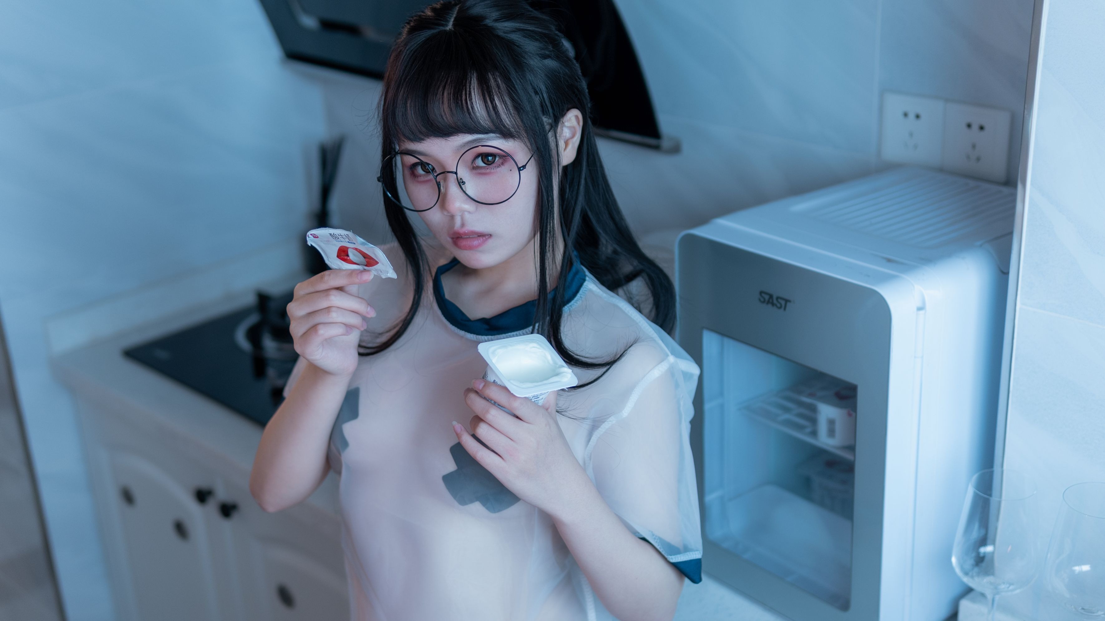 七月喵子 - NO.13 酸奶眼镜娘 [35P-221MB] 22