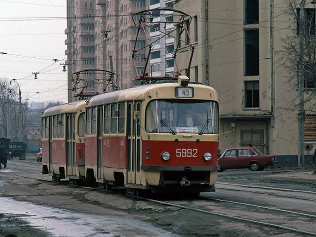 В Хабаровск отправят 9 трамваев списанных в Москве