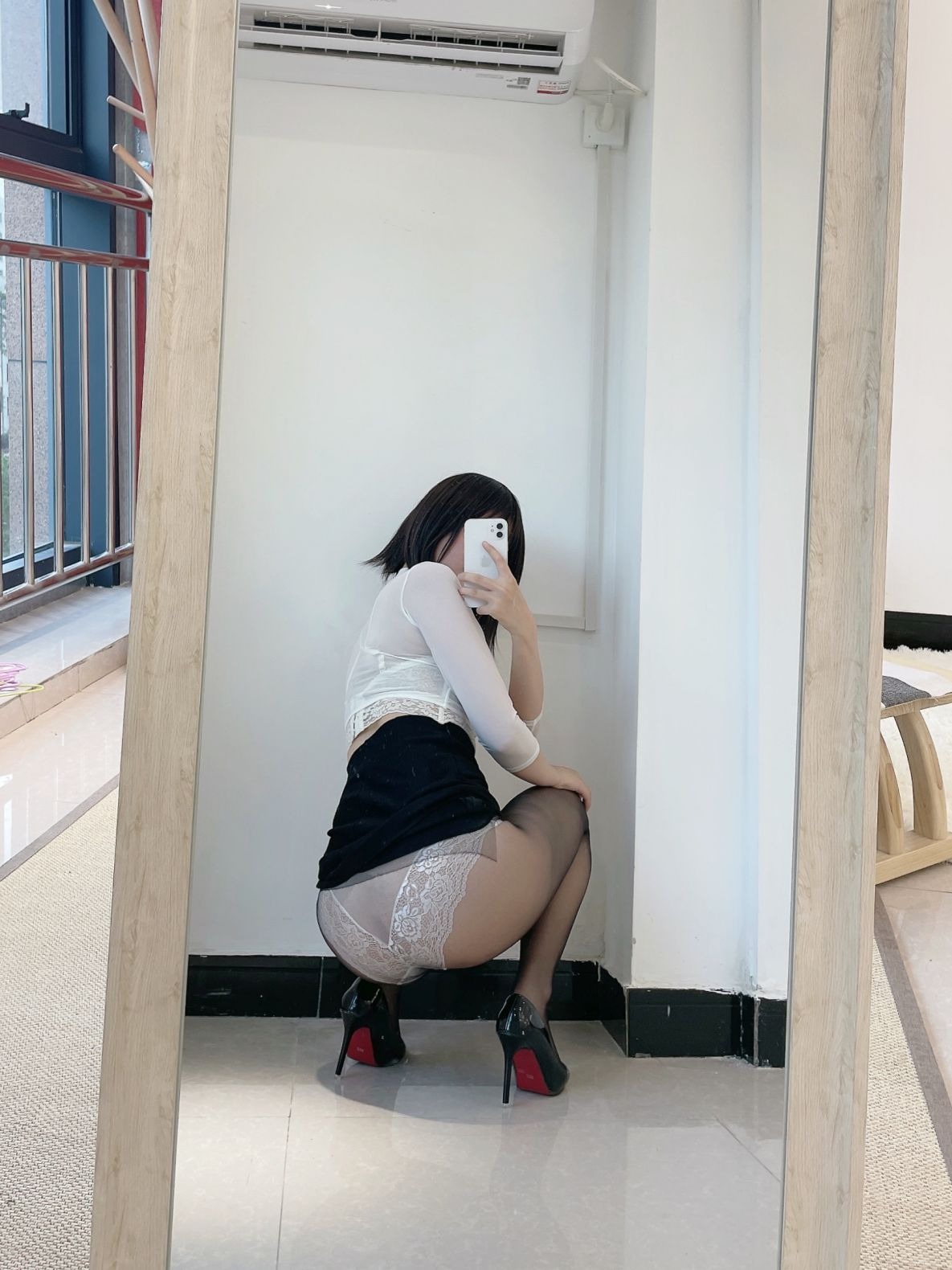 田璐璐 - OL3.095P19V300MB 12