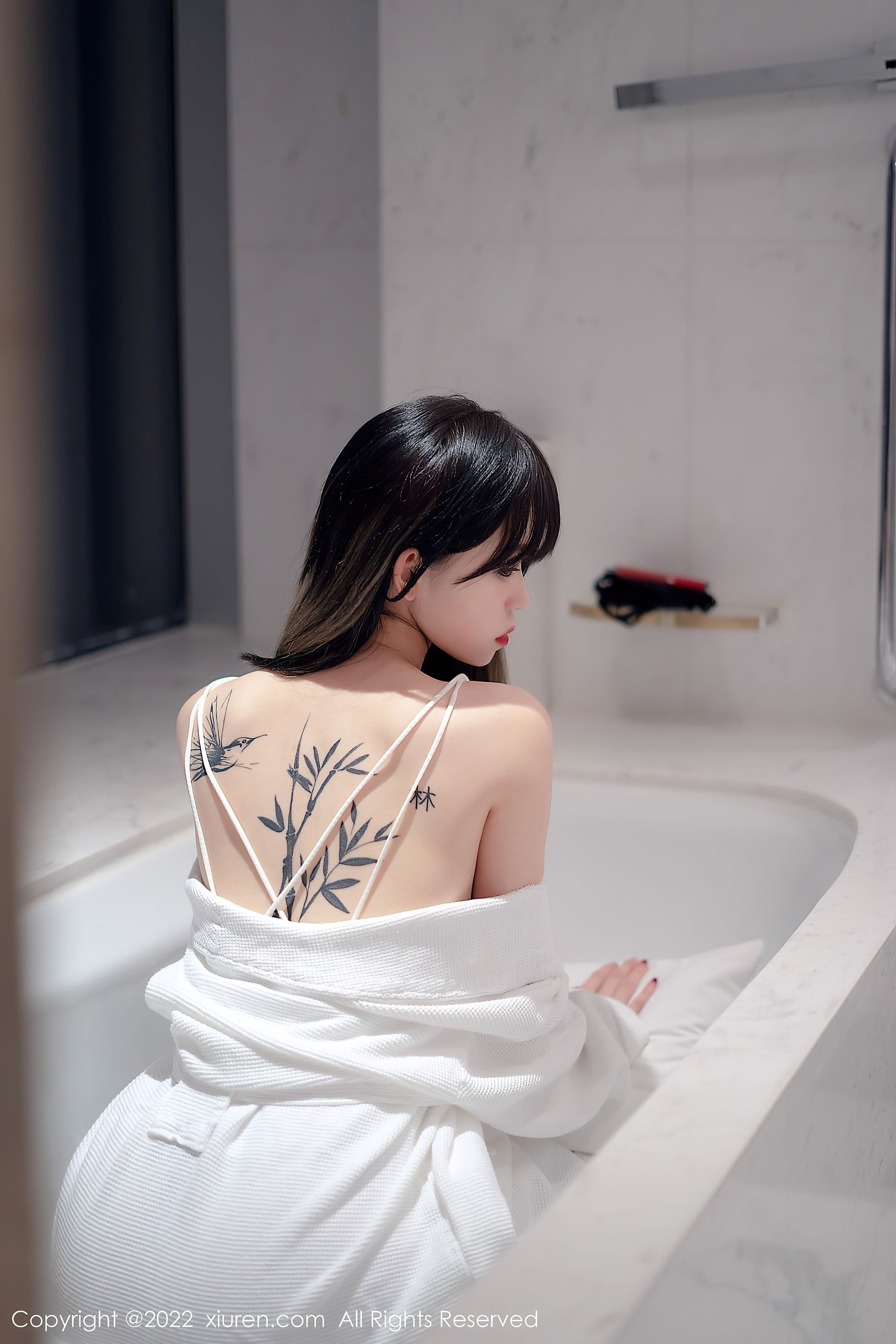 [秀人XiuRen]_No.4611_奶瓶-写真图集共54P 1